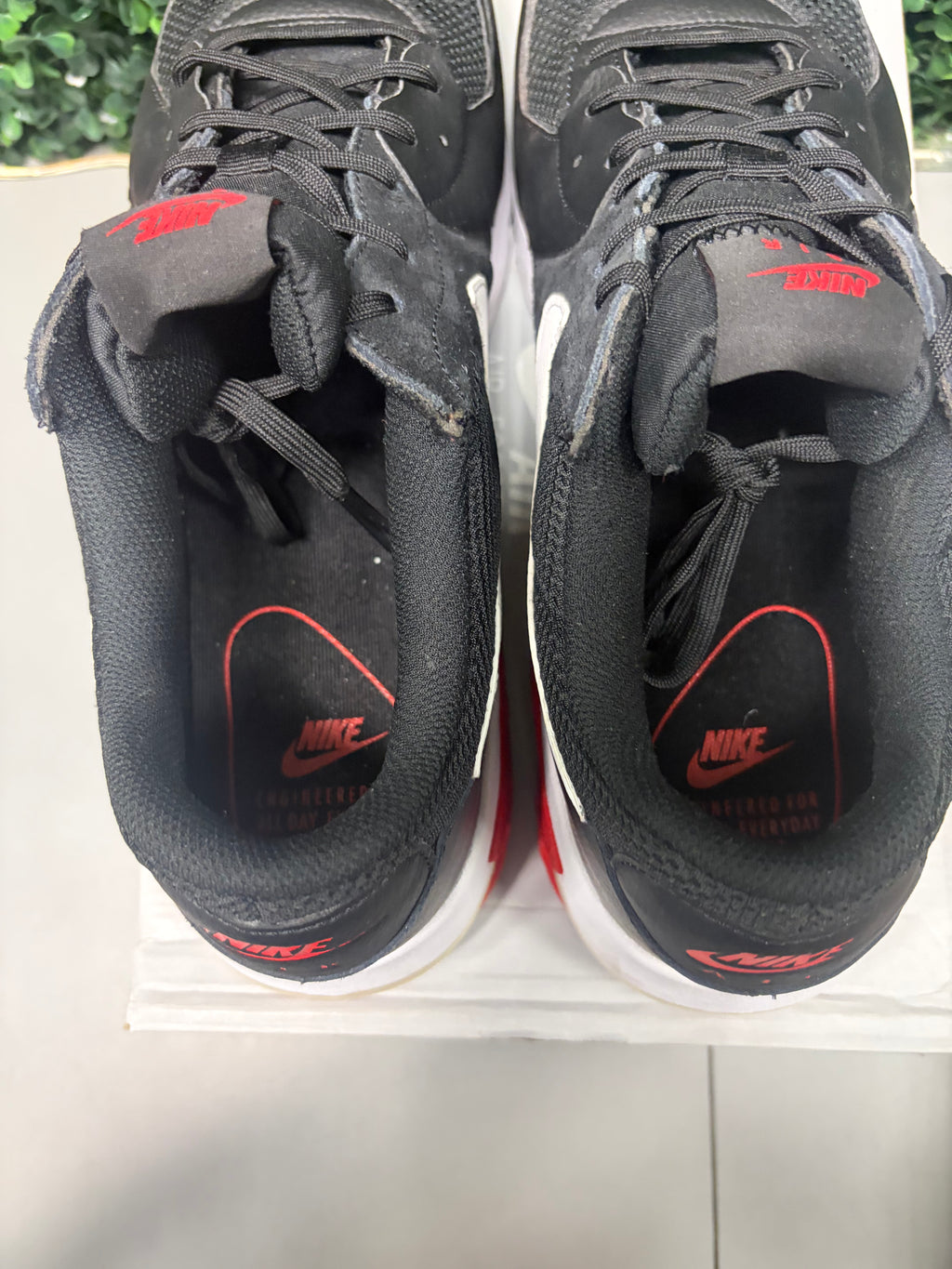 Nike Air Max Excee "Bred" Size 14 Preowned