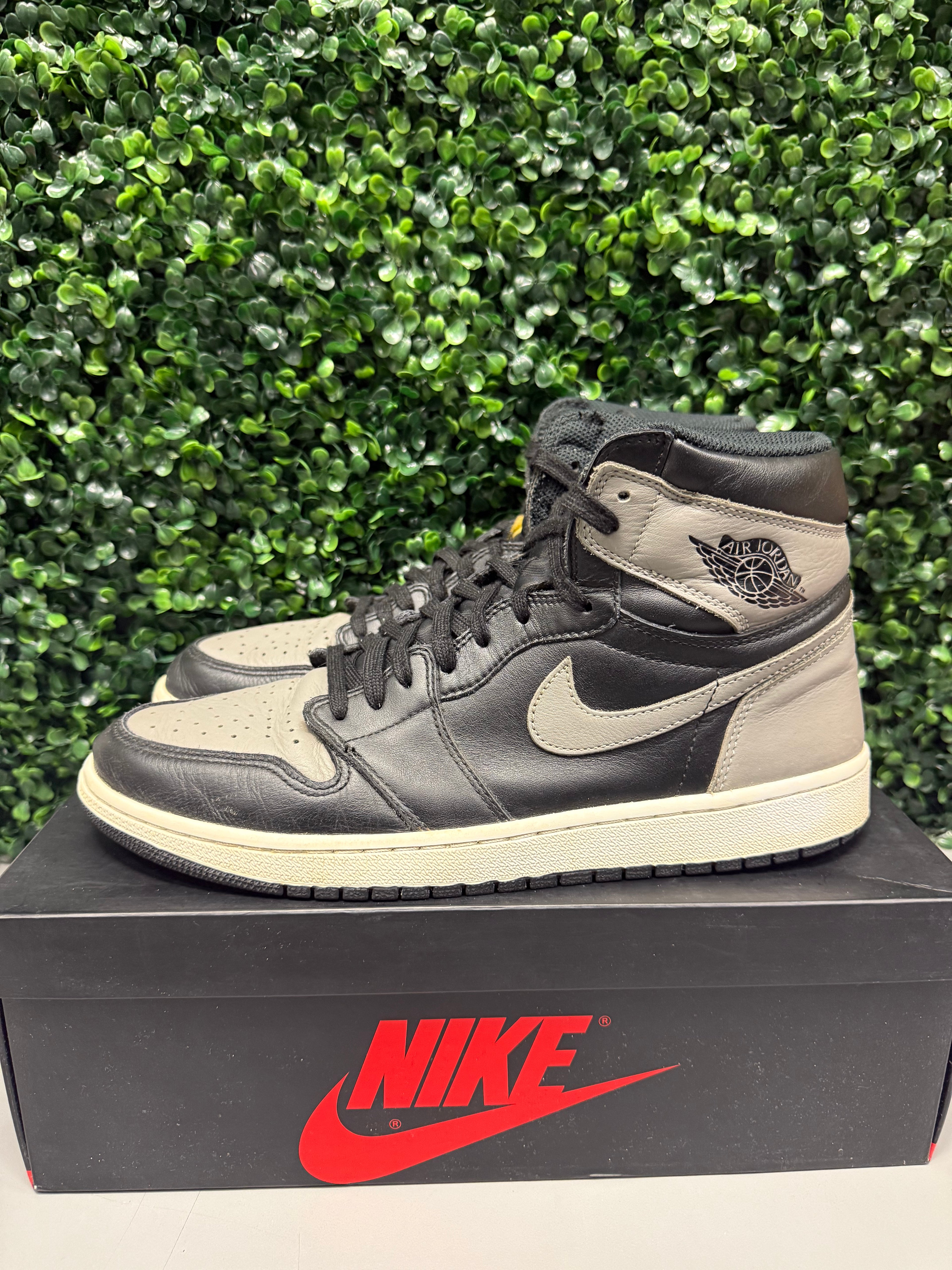 Jordan 1 High "Shadow" Size 12 Preowned