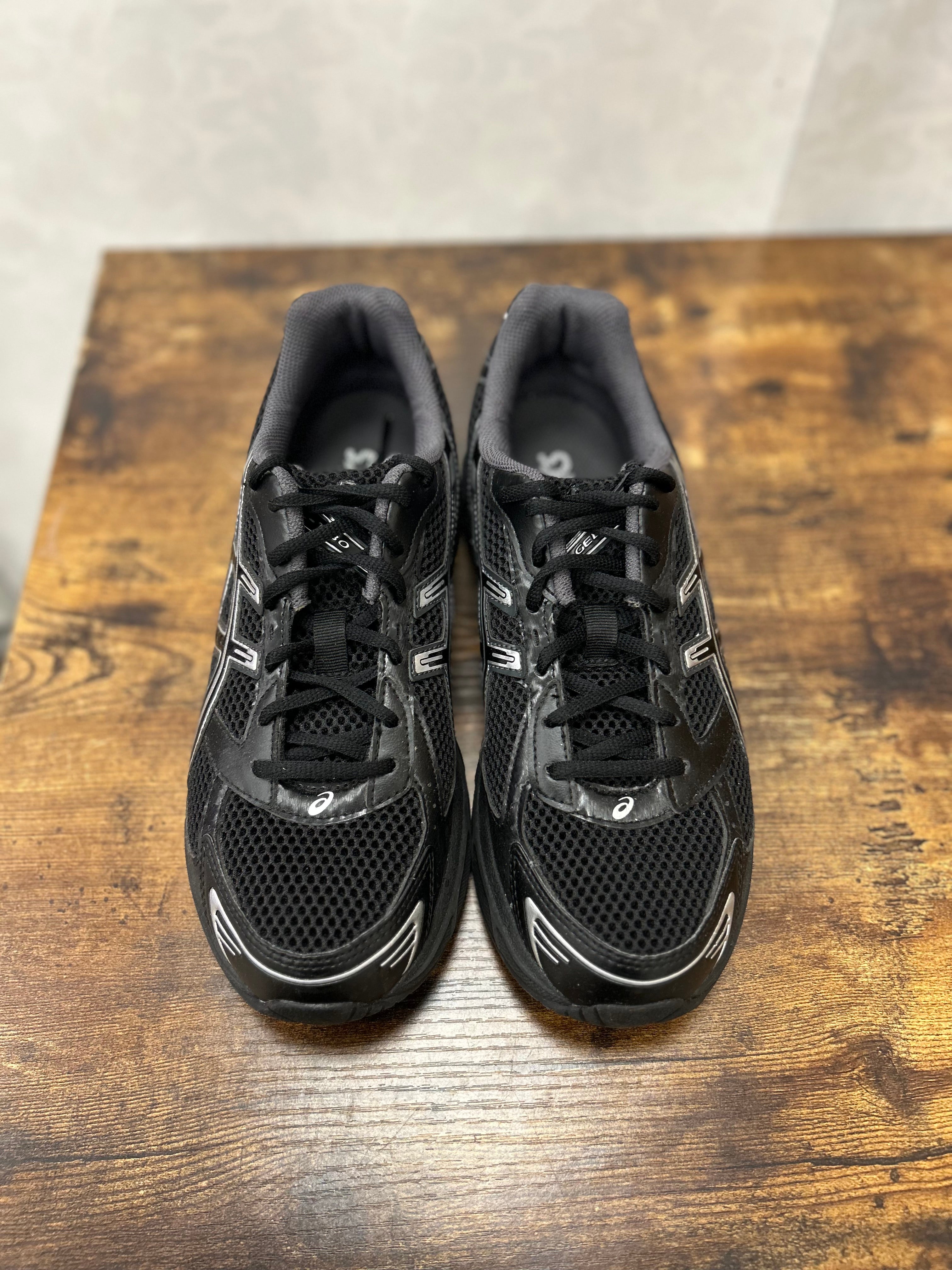 ASICS Gel-1130 “Black Pure Silver” Size 9.5M Preowned