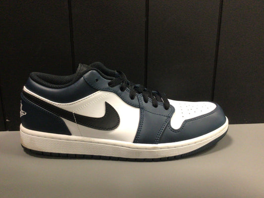 Jordan 1 Low “Armory Navy” Size 9.5 Preowned