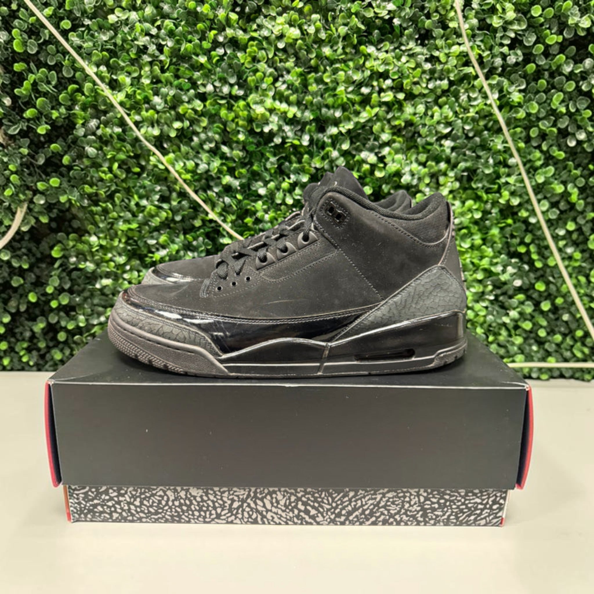 Jordan 3 "Black Cat" Size 13 Preowned