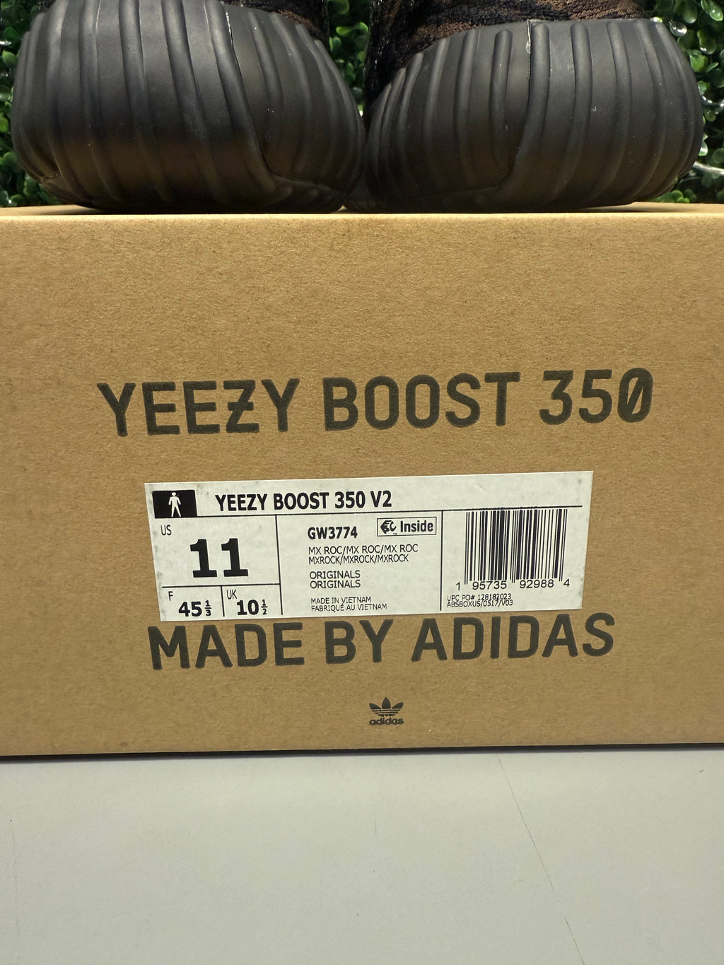 Yeezy 350 V2 "Mx Rock” Size 11 Preowned