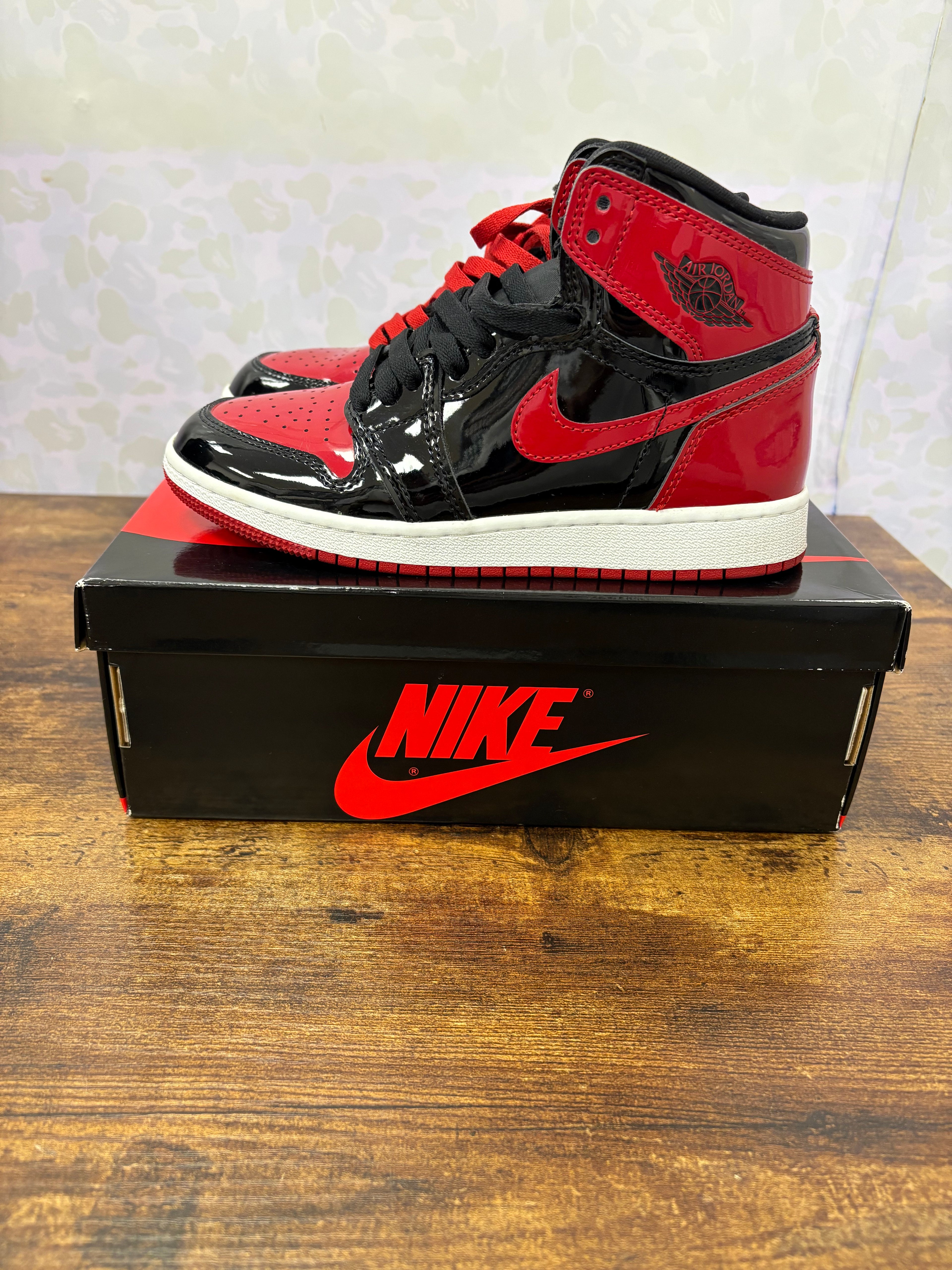 Jordan 1 “Patent Bred” Preowned Size 4Y