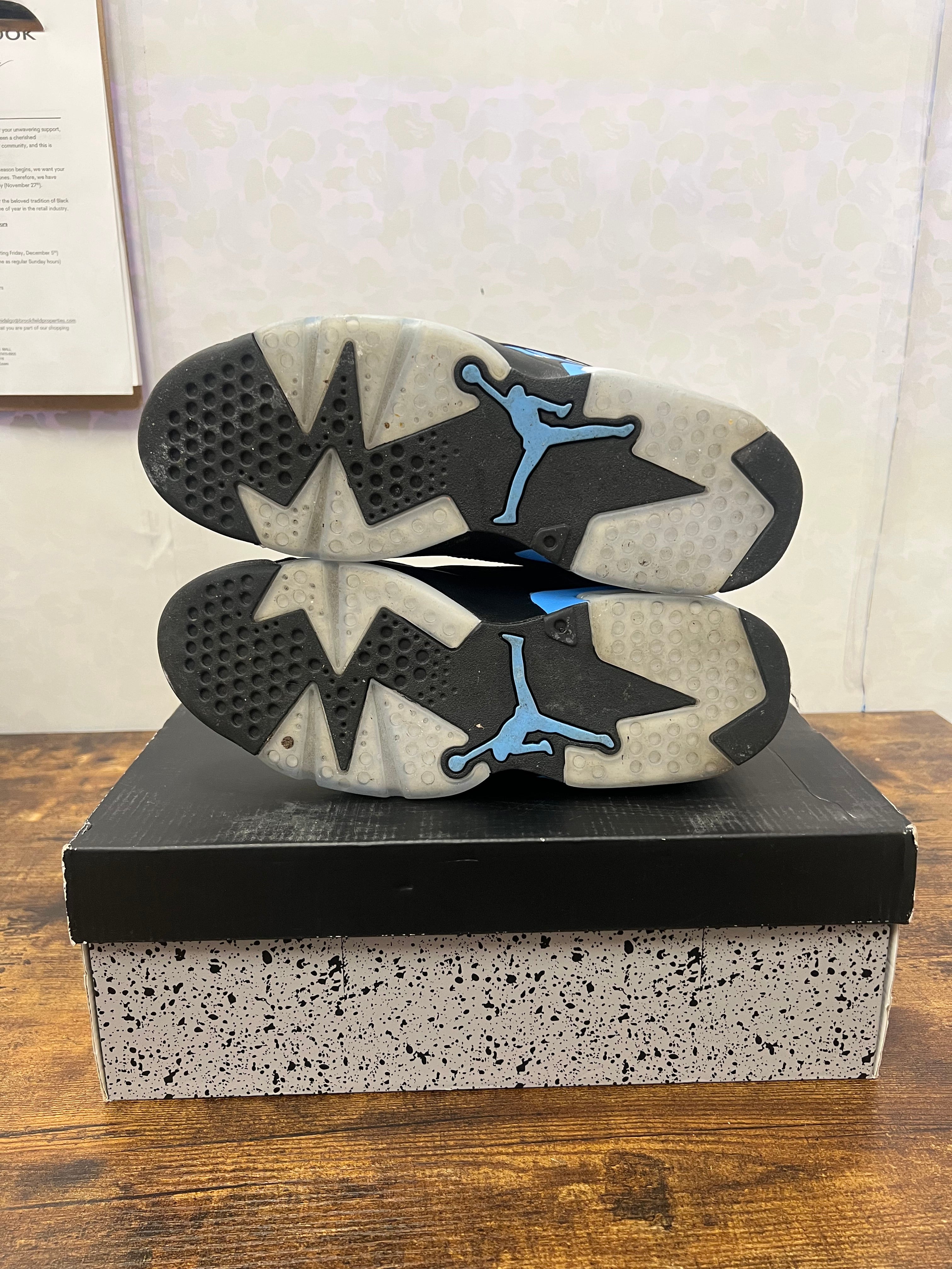 Jordan MVP Preowned size 9M