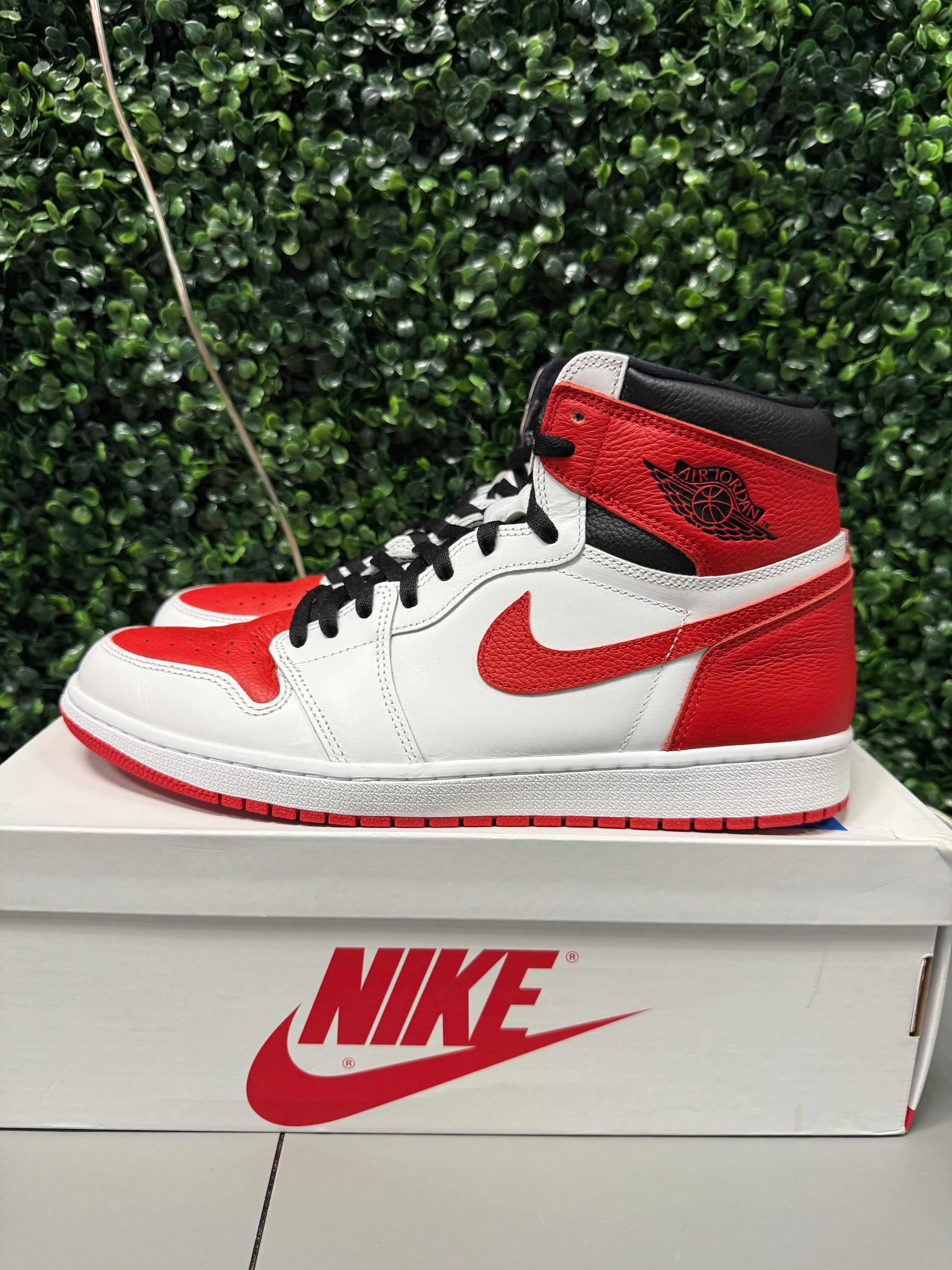 Jordan 1 High "Heritage" Size 13 Preowned