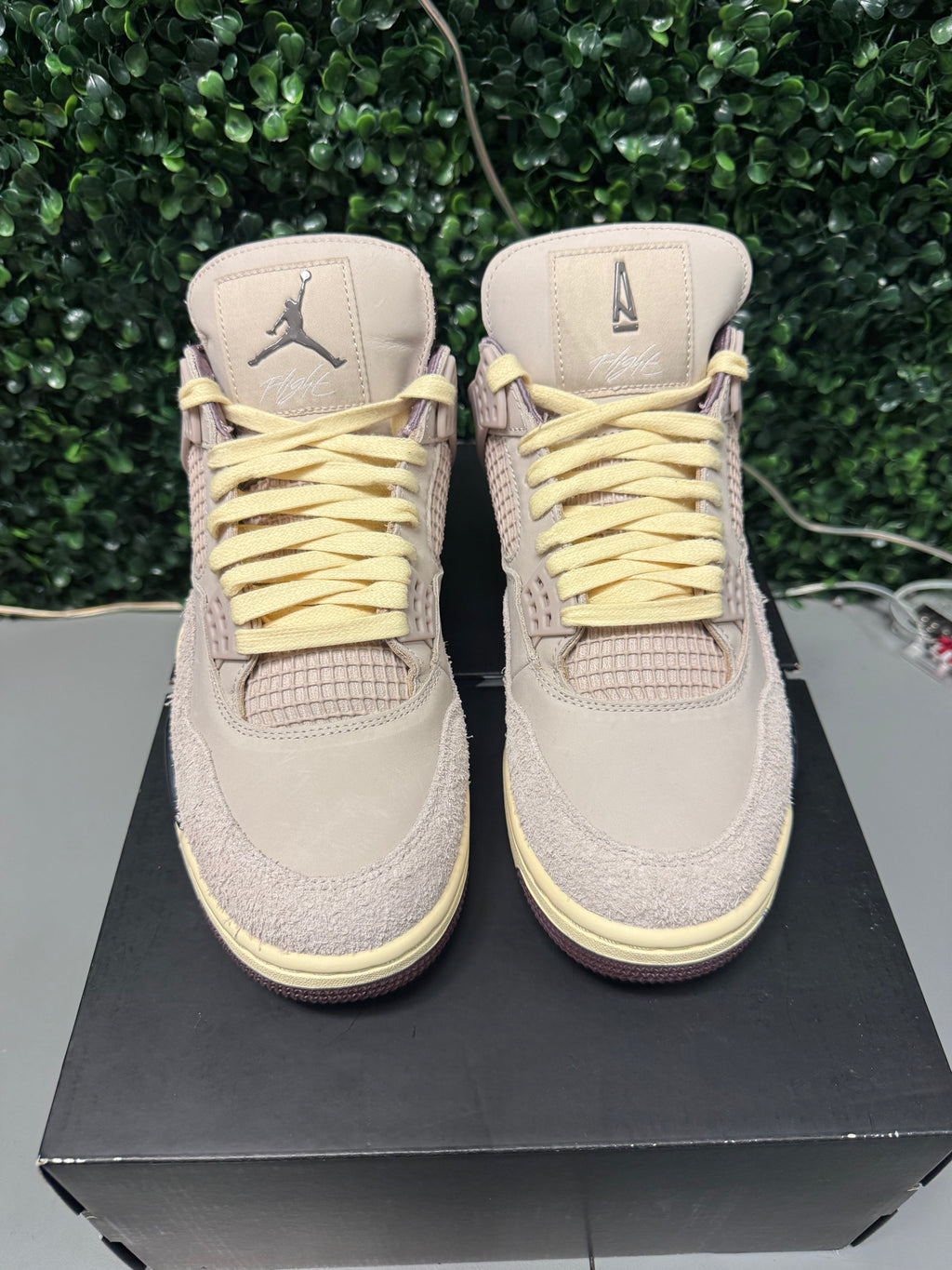 Jordan 4 X A Ma Maniere "WYWS" Size 10W / 8.5M Preowned