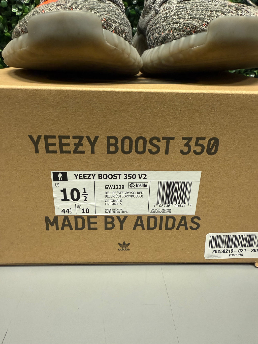 Yeezy 350 V2 "Beluga RF" Size 10.5 Preowned