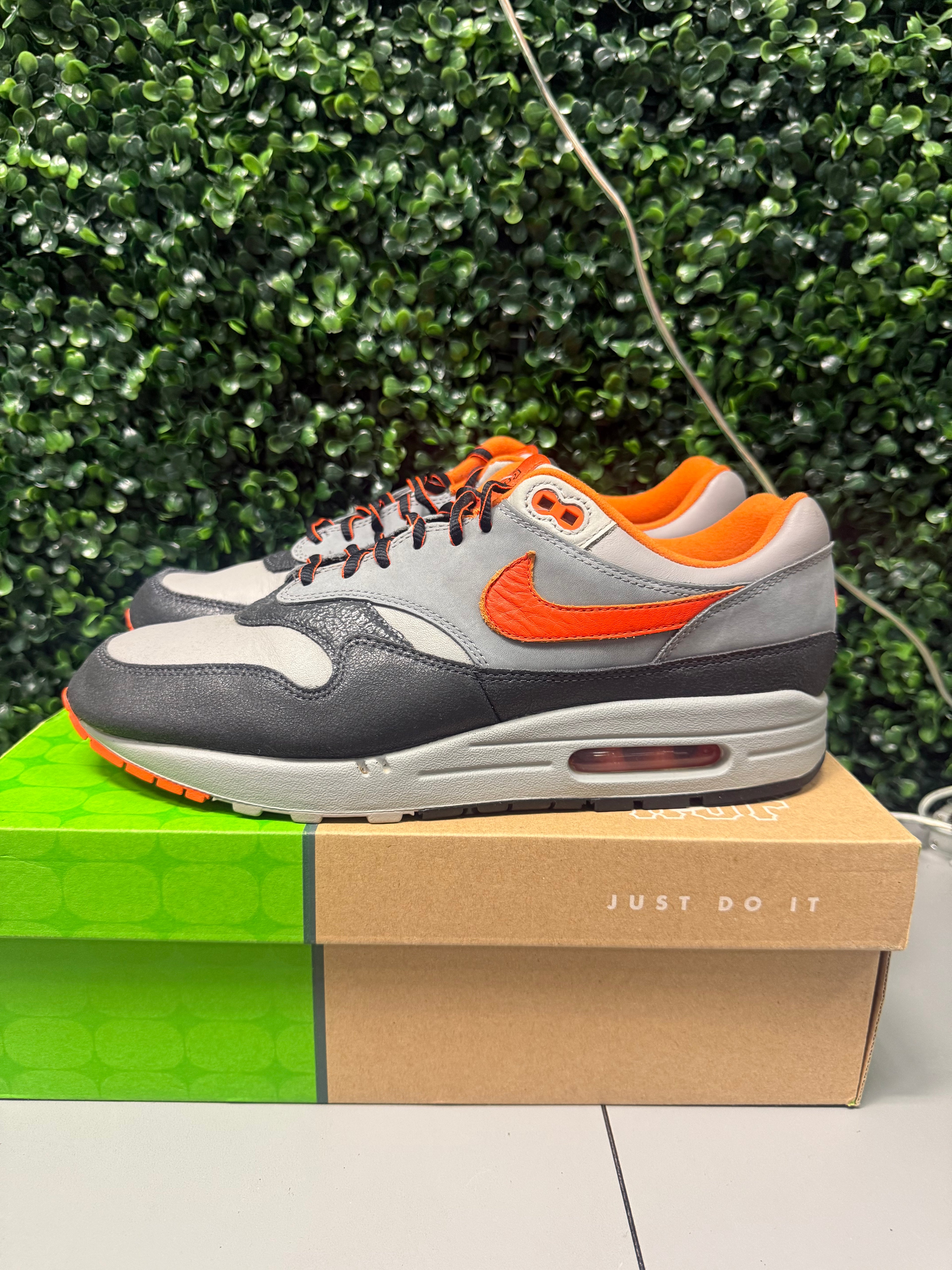 Nike Air Max 1 SP X Huf "Brilliant Orange" Size 11 Preowned