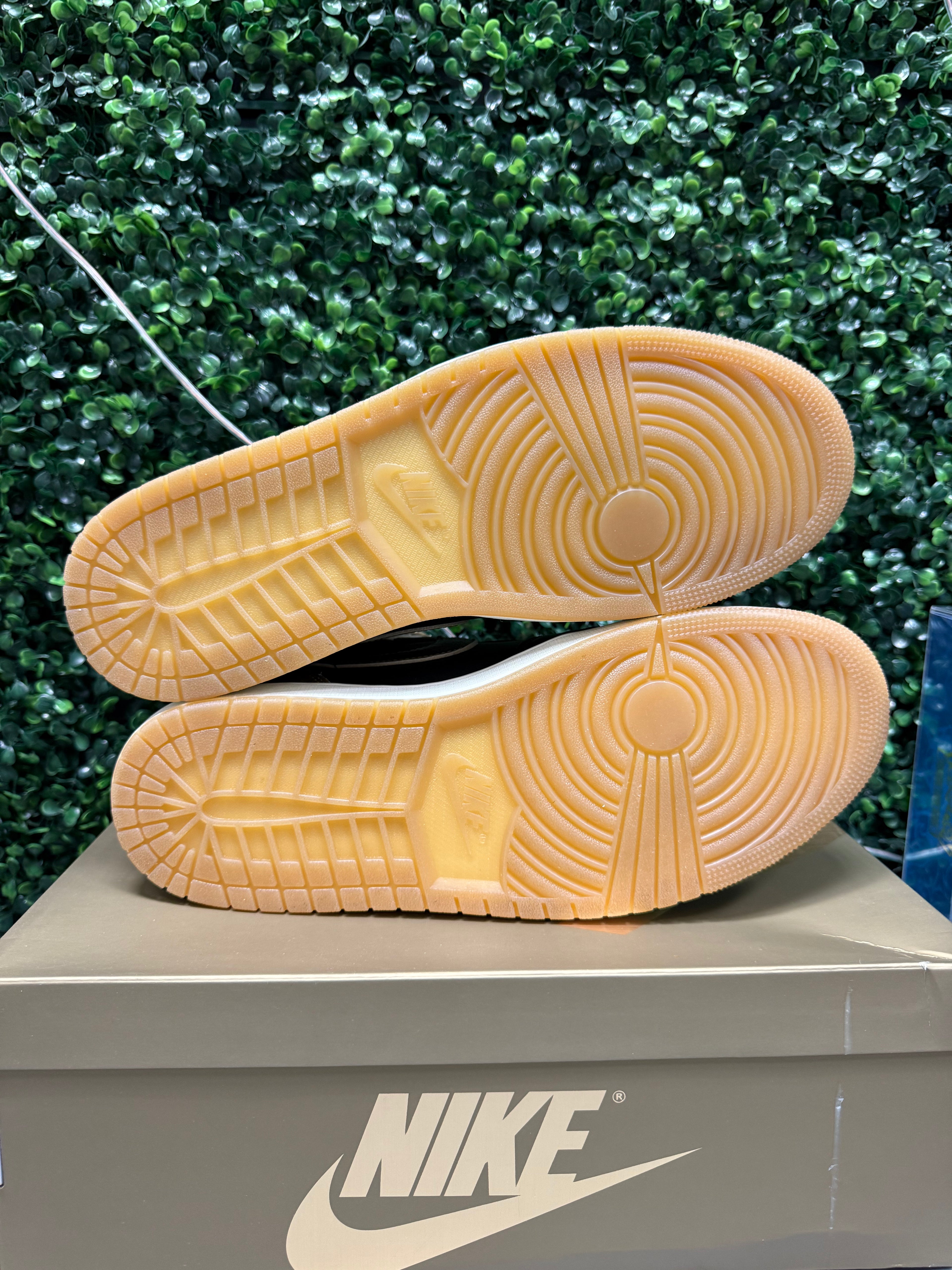 Jordan 1 High "Metallic Gold" Size 13 Tried On