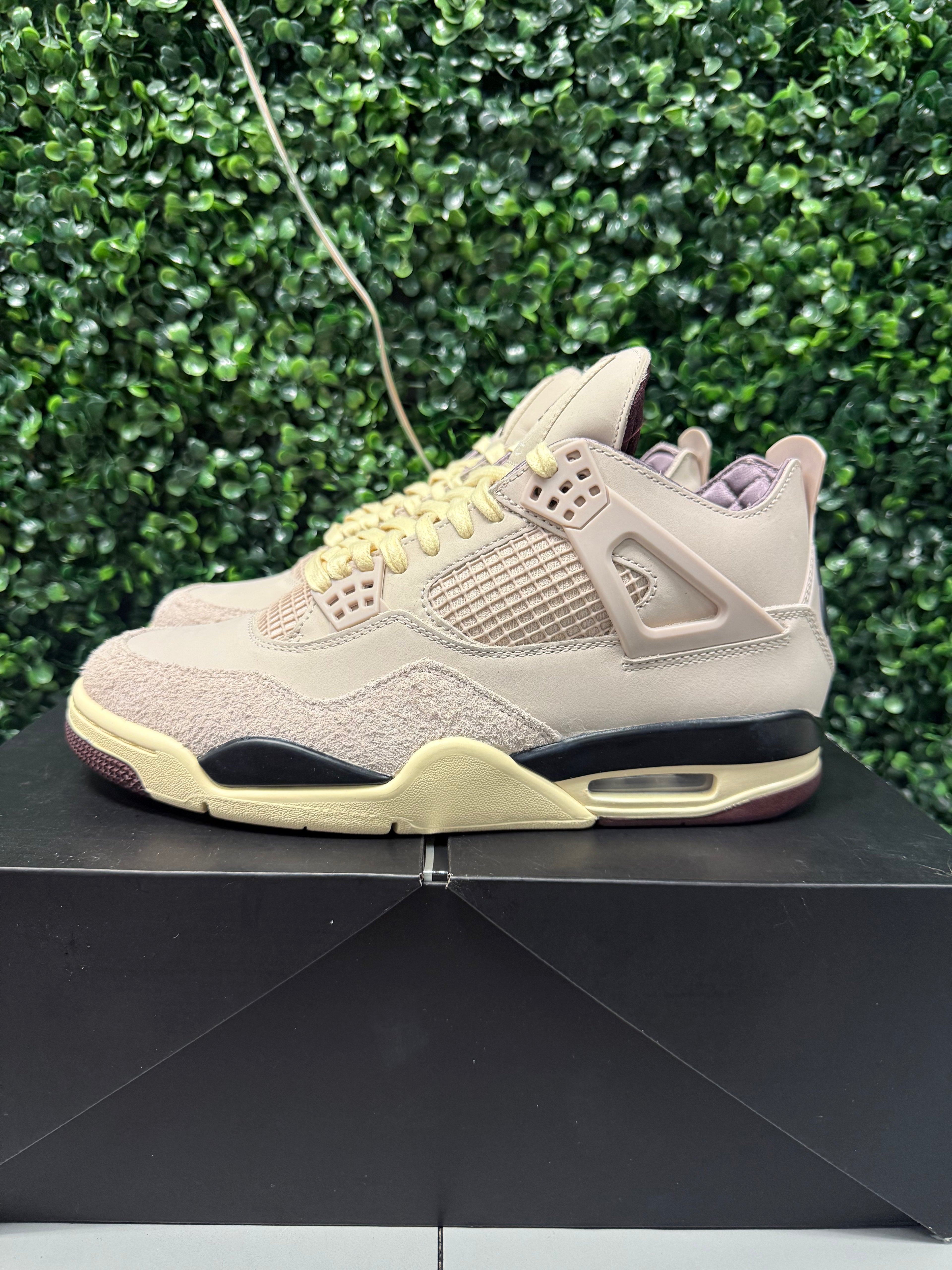 Jordan 4 X A Ma Maniere "WYWS" Size 10W / 8.5M Preowned