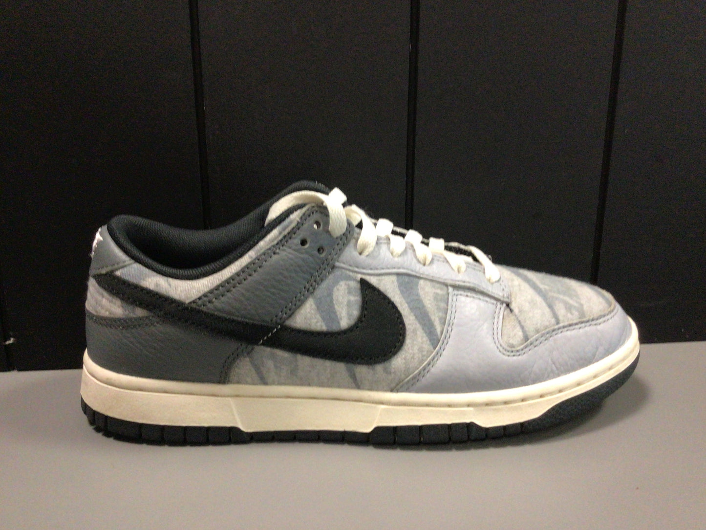 Nike Dunk Low “Copy Paste” Size 7.5 Preowned