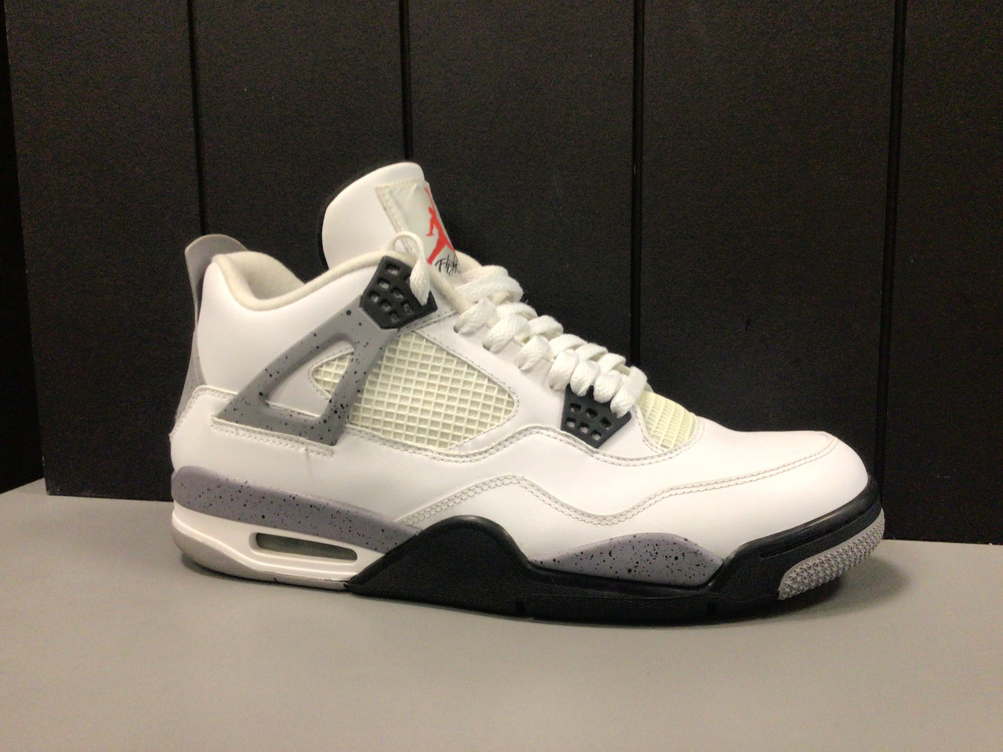 Jordan 4 White Cement 2012 Size 11.5 Preowned