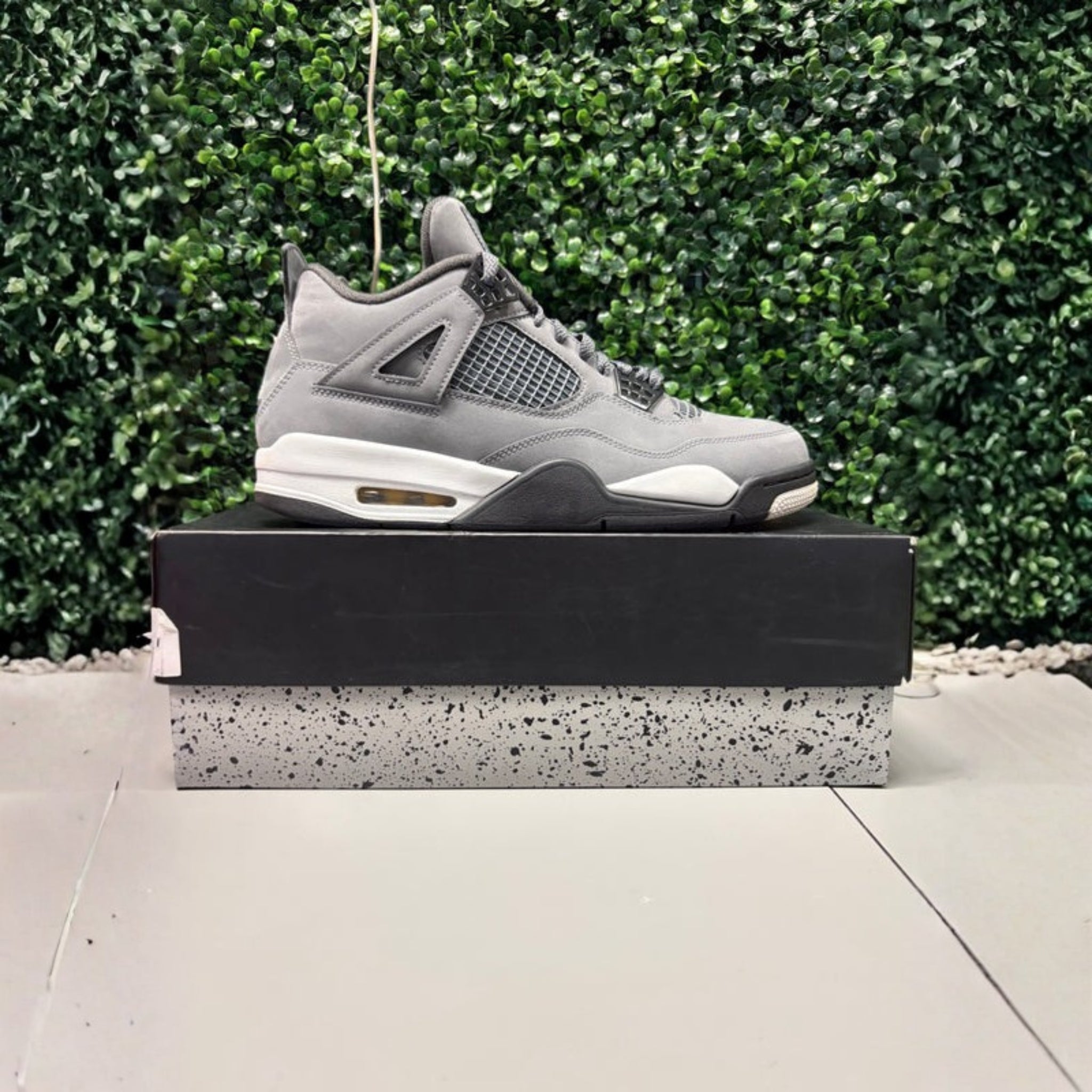 Jordan 4 Retro "Cool Grey" (2019) Size 11 Preowned