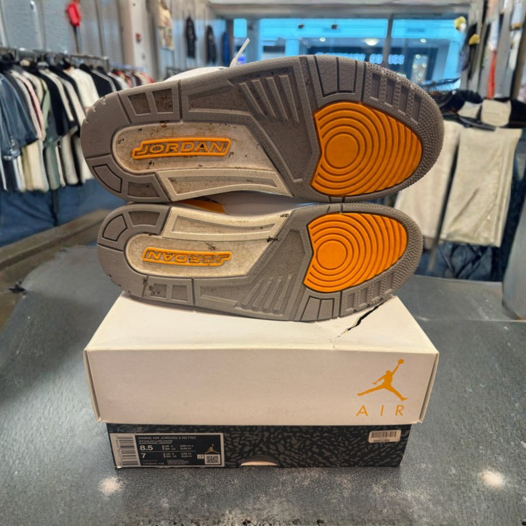 WMNS Jordan 3 "Laser Orange" (2020) Size 8.5W Preowned