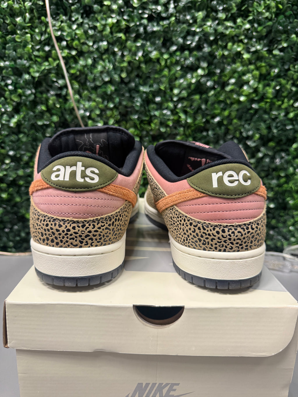 Nike SB Dunk Low "Arts-Rec" Size 13 Preowned