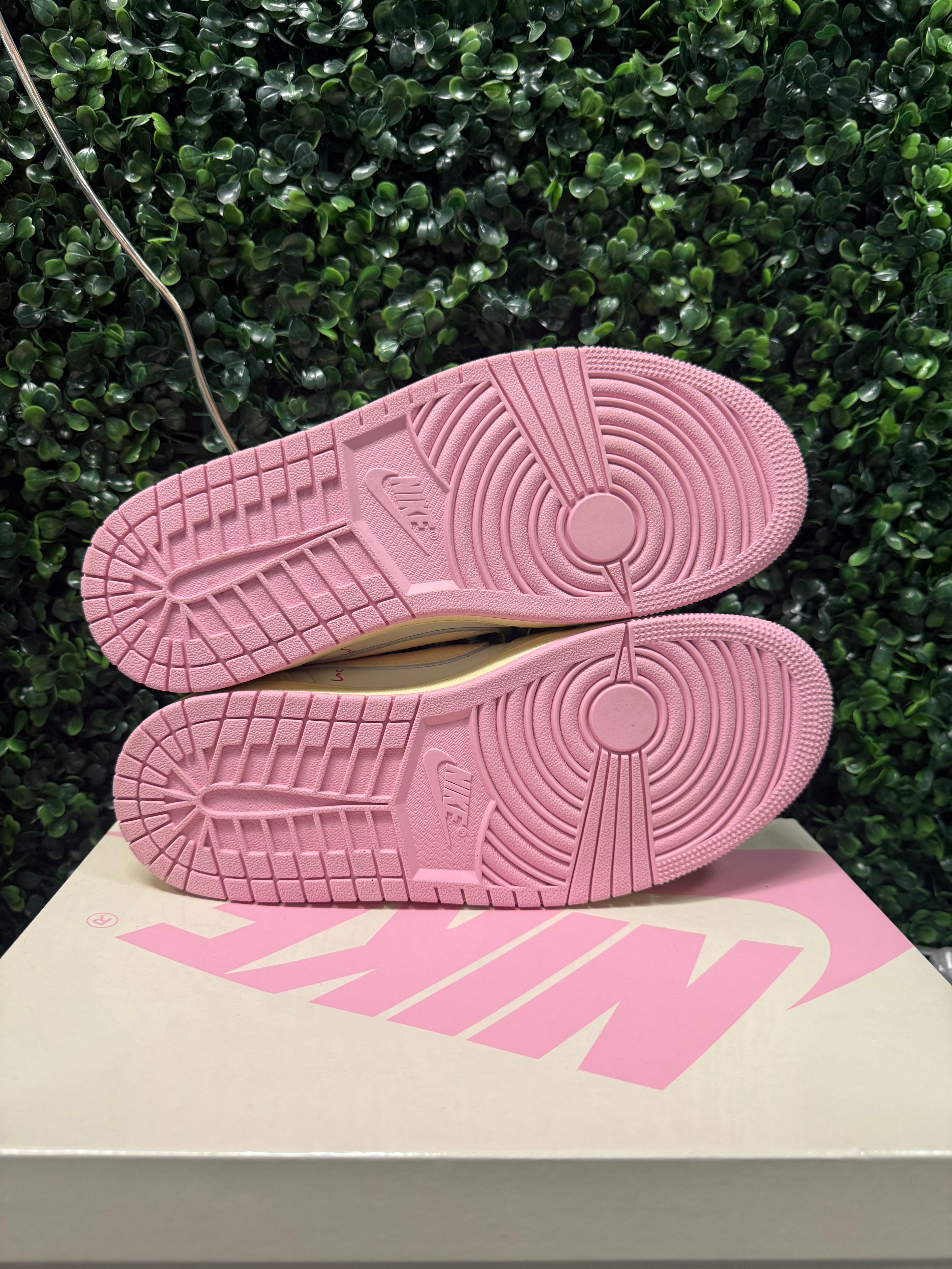 Jordan 1 Low X Travis Scott "Shy Pink" Size 7.5 Worn 1x