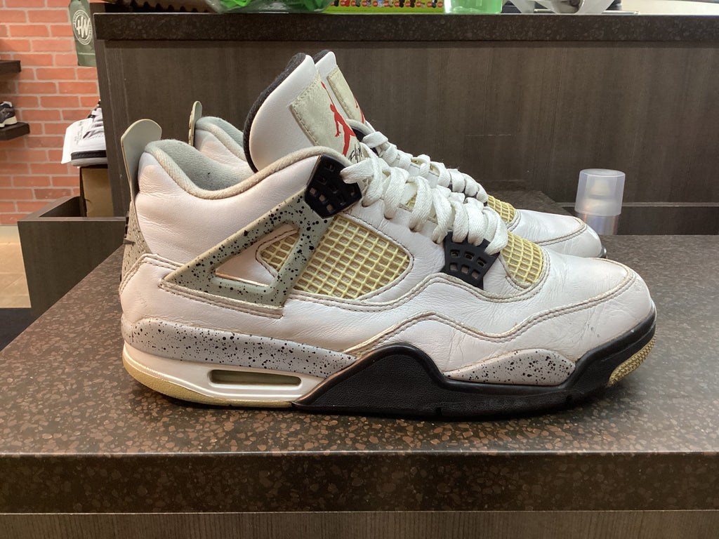Jordan 4 "White Cement” (2016) Preowned Size 8.5 No Box