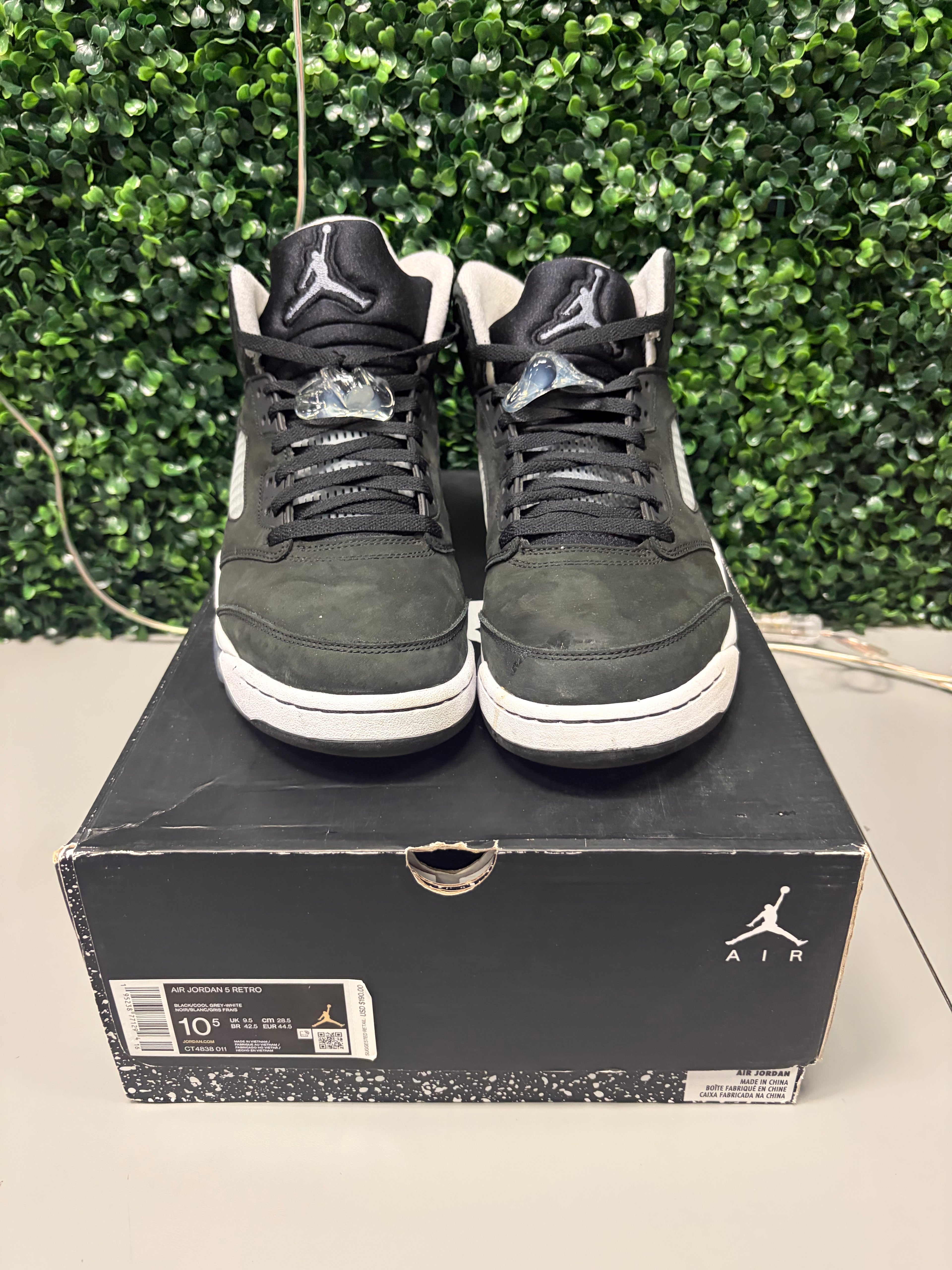 Jordan 5 Retro "Moonlight (2021)" Size 10.5 Preowned