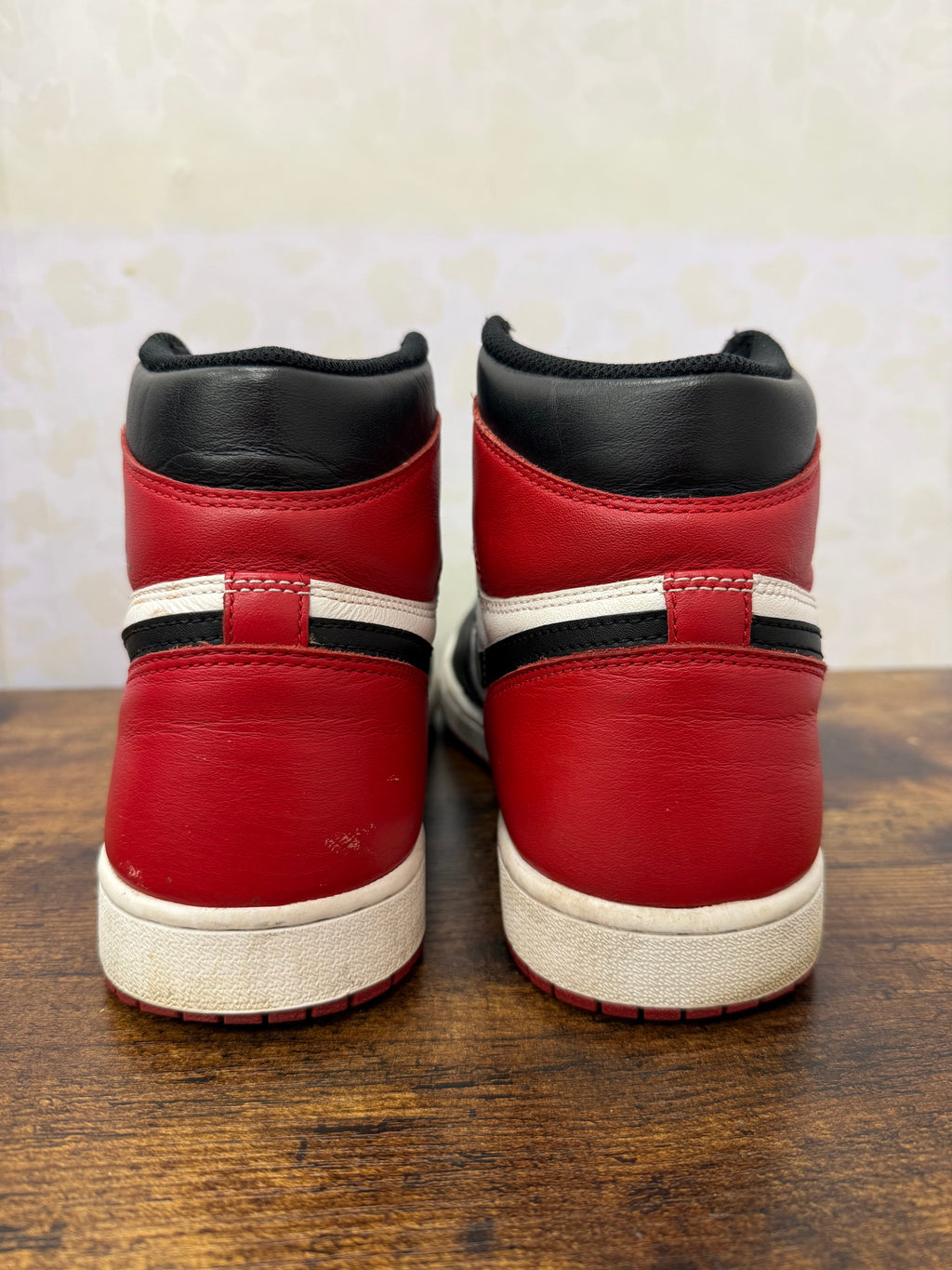 Jordan 1 “Black Toe” Size 11 Preowned