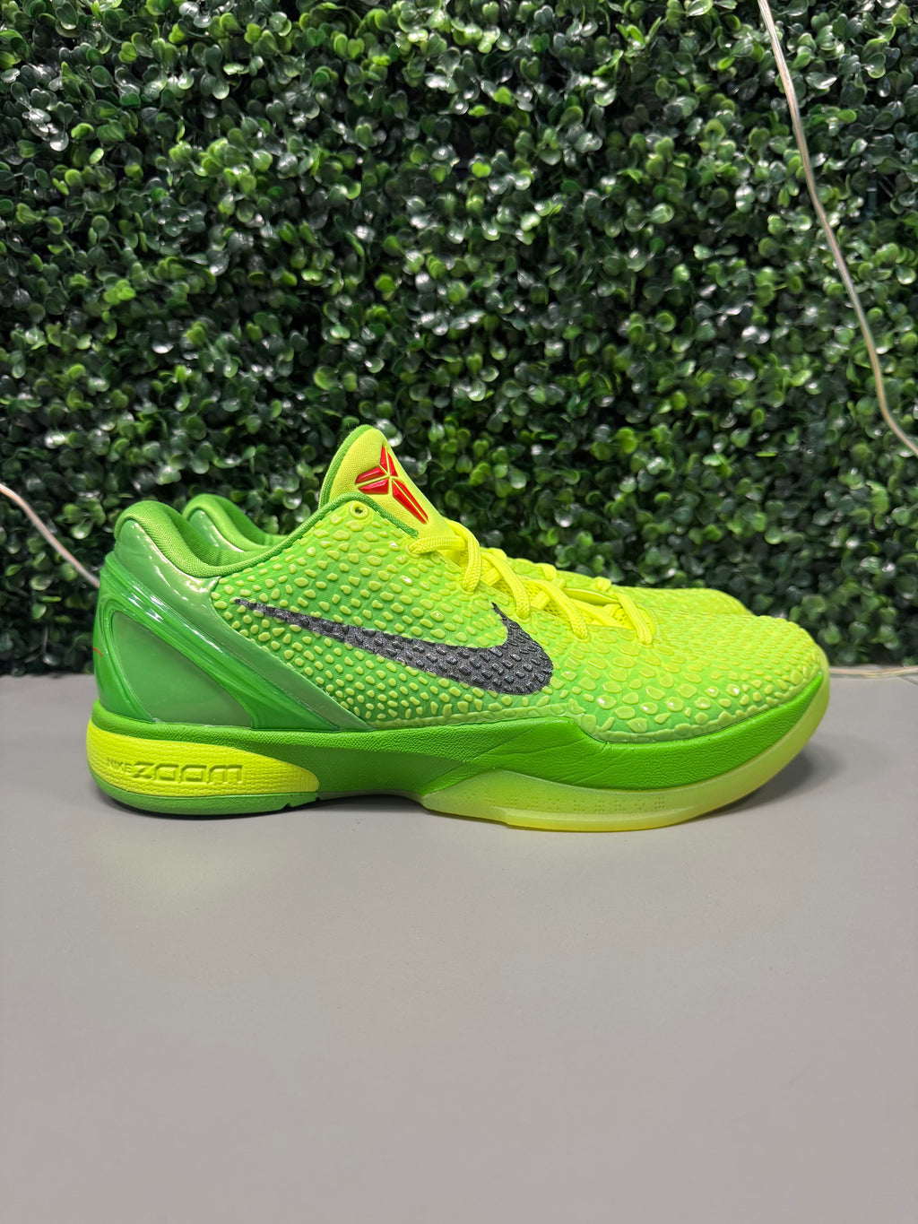 Nike Kobe 6 Protro "Grinch" Size 11 Preowned (No Box)
