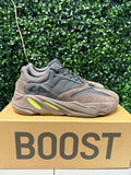 Yeezy 700 "Mauve" Size 11 Preowned