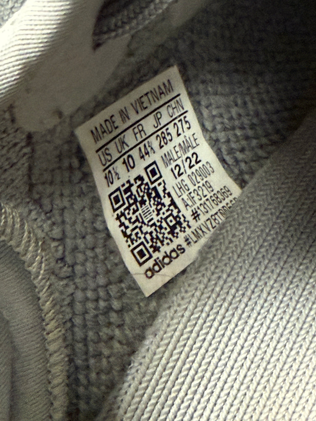 Yeezy 350 V2 "Steel Grey" Size 10.5 Preowned