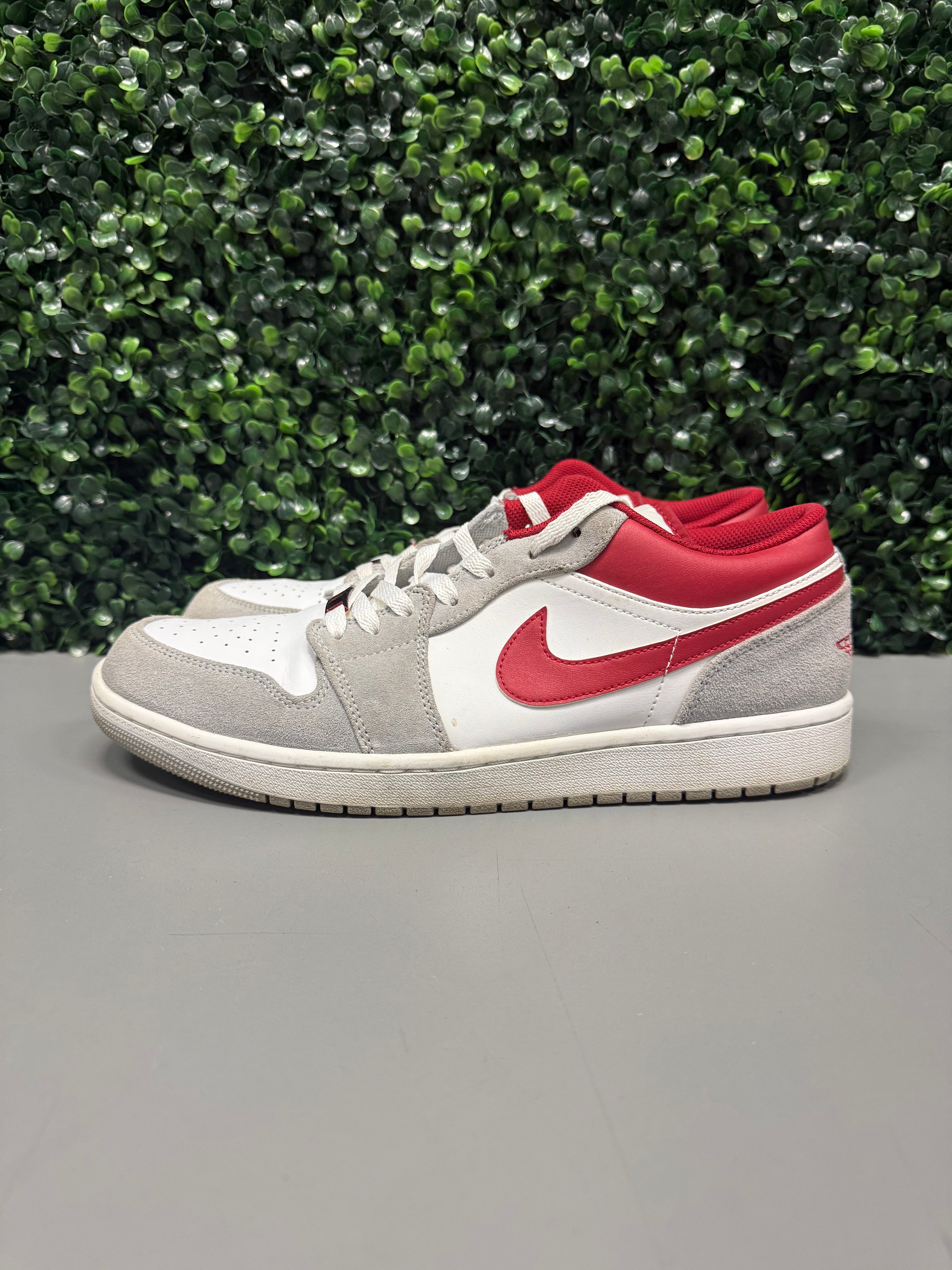 Jordan 1 Low "Gym Red" Size 12 Preowned