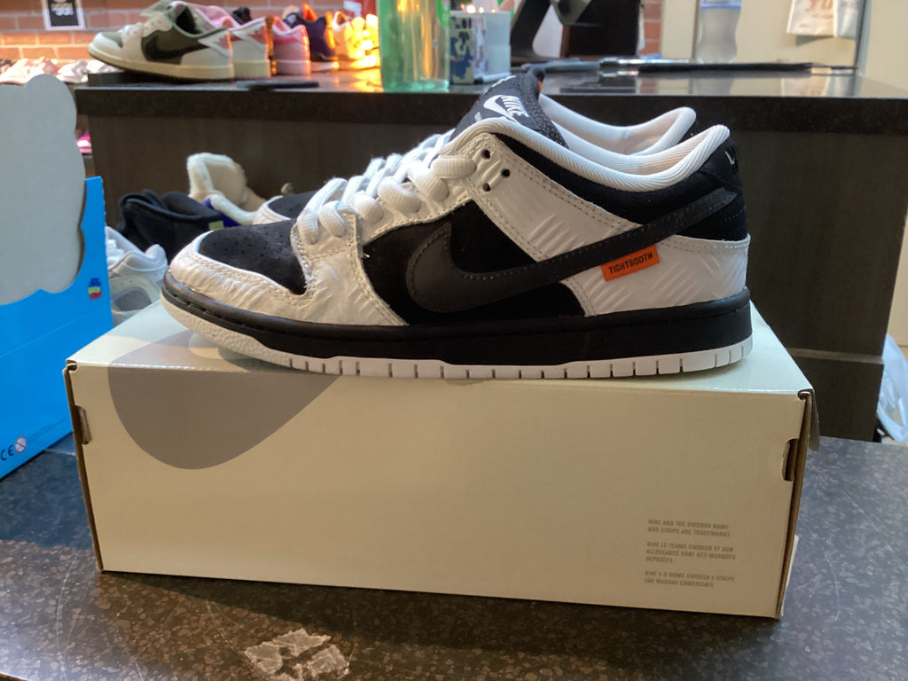 Nike SB Dunk Low “TIGHTBOOTH” Preowned Size 7.5