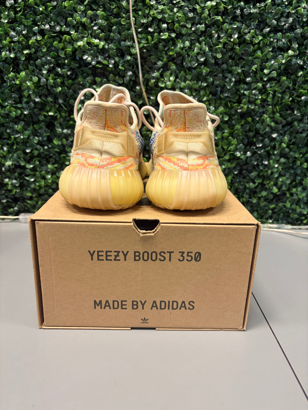 Adidas Yeezy Boost 350 V2 "MX Oat" Size 10 Preowned