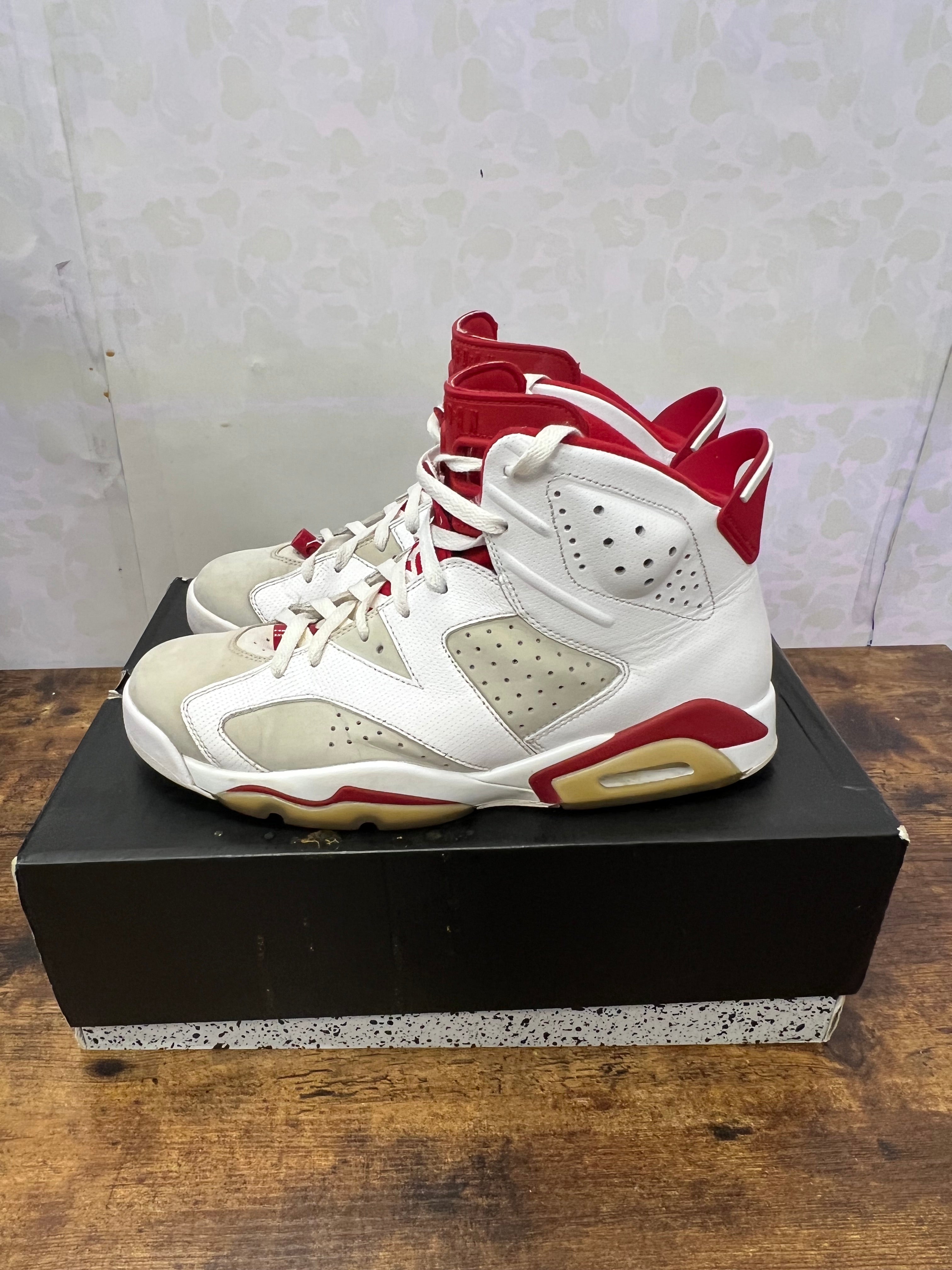 Jordan 6 “Alternate Hare” Size 11M Preowned