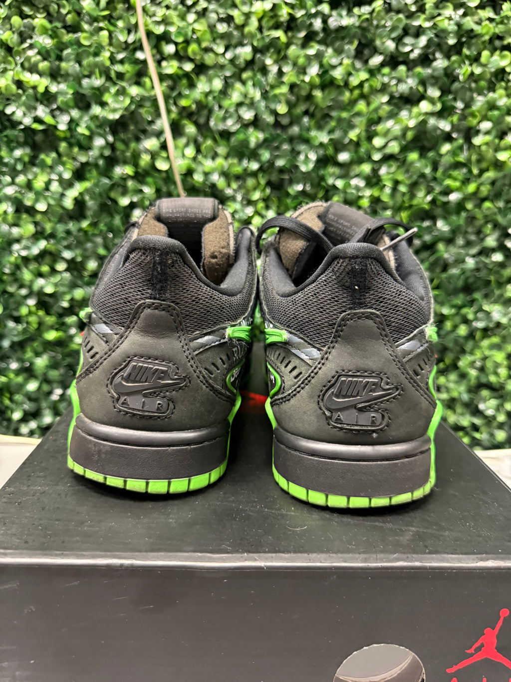 Nike Air Rubber Dunk X Off White "Green Strike" Size 9 Preowned