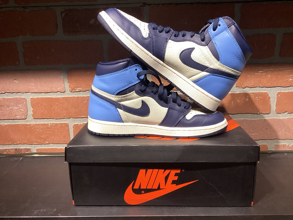 Jordan 1 High “Obsidian” Size 8.5 Pre-Owned