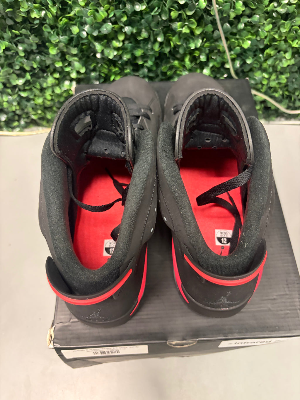 Jordan 6 Retro "Black Infrared" 2019 Size 12 Preowned