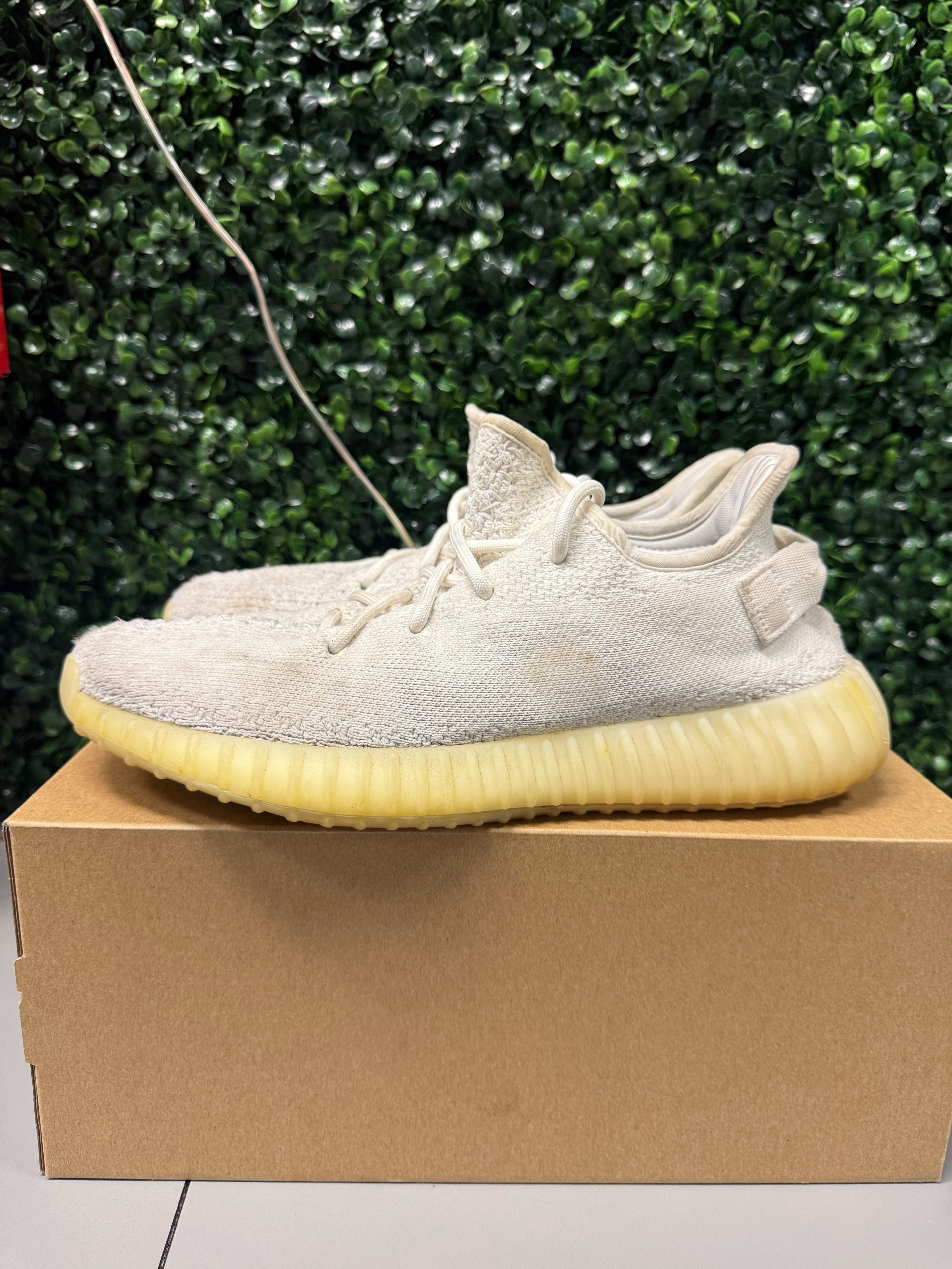 Yeezy 350 V2 "Cream" Size 8.5 Preowned