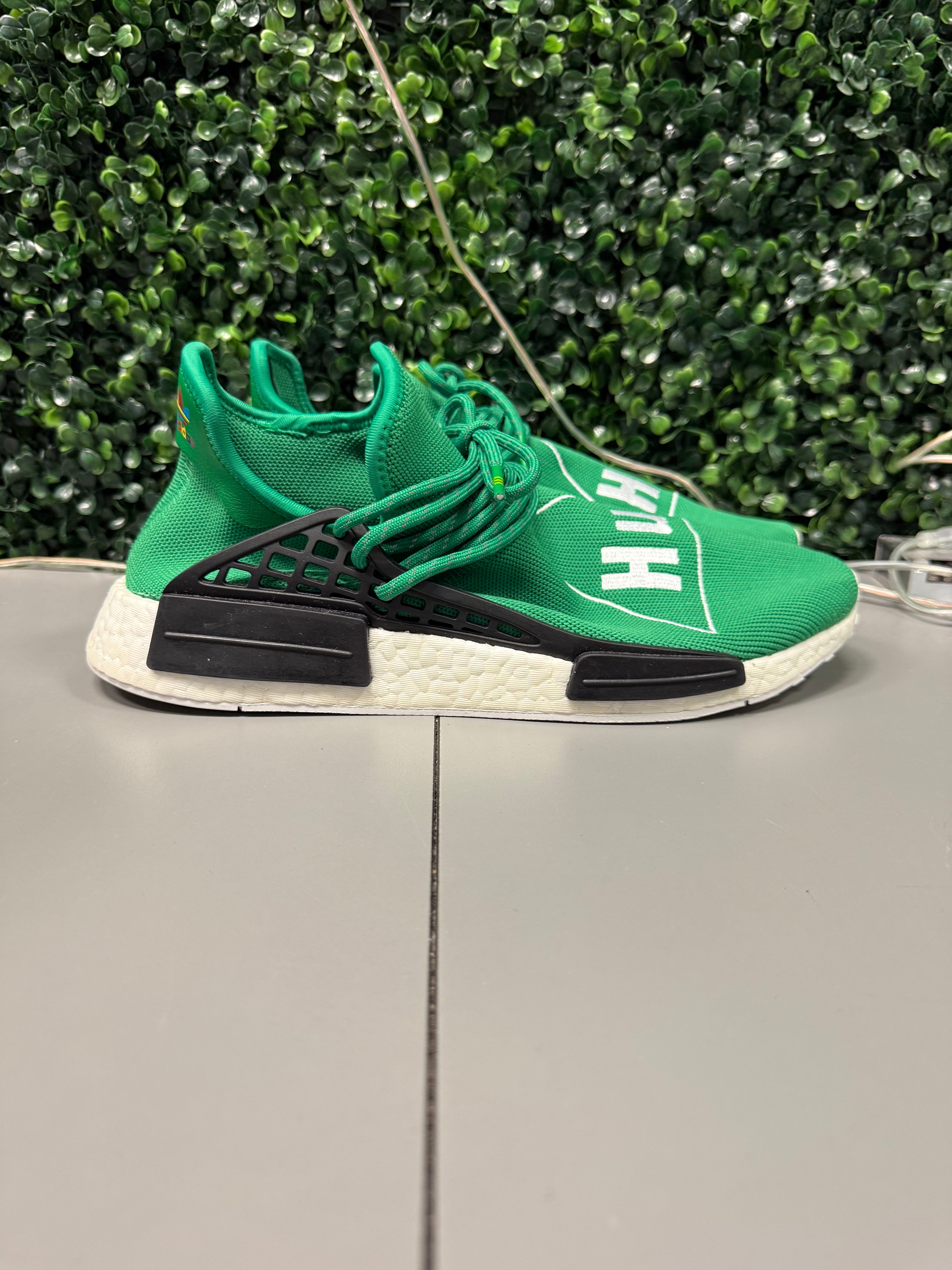 adidas NMD R1 Pharrell HU Green Size 10 Preowned
