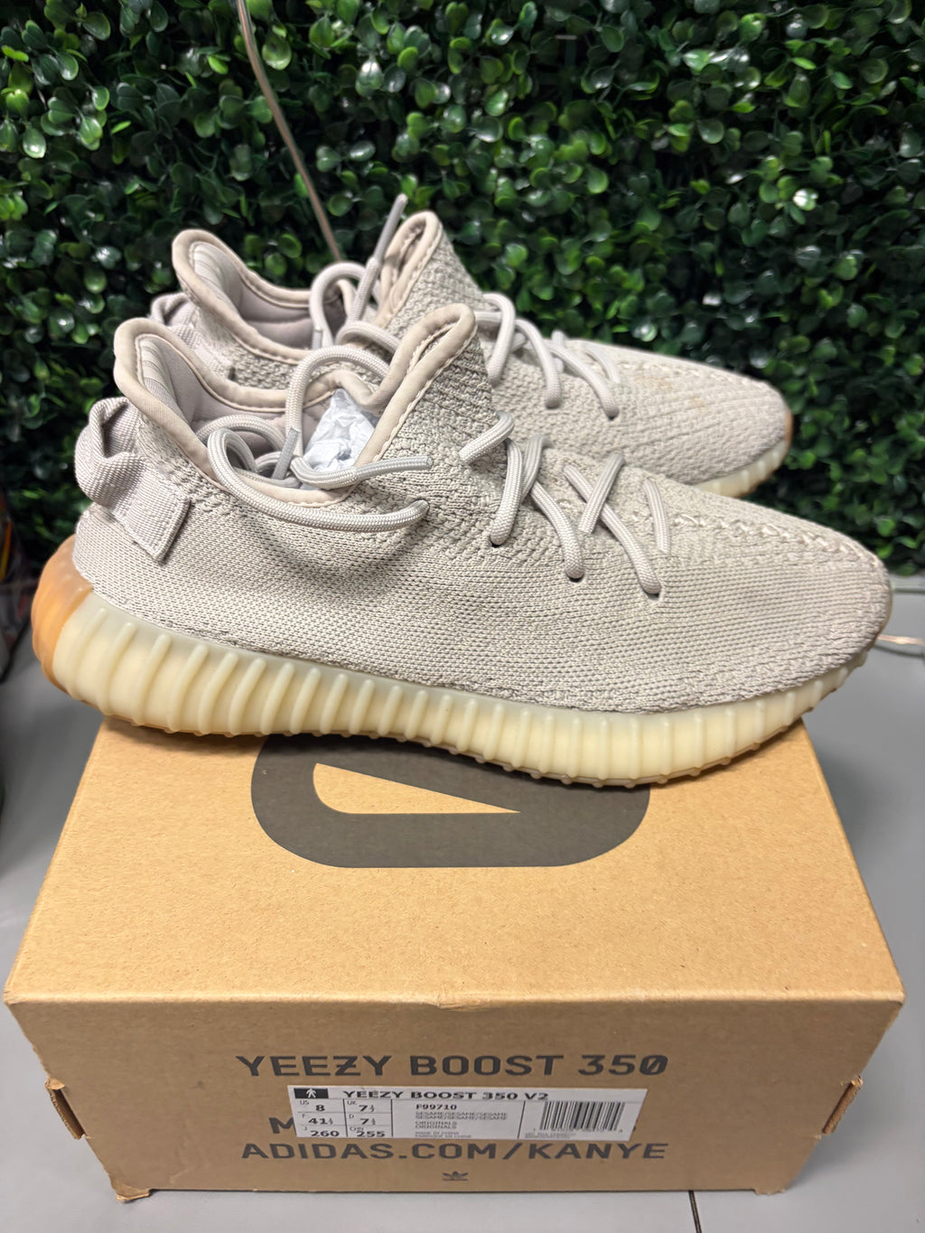 adidas Yeezy Boost 350 V2 "Sesame" Size 8 Preowned