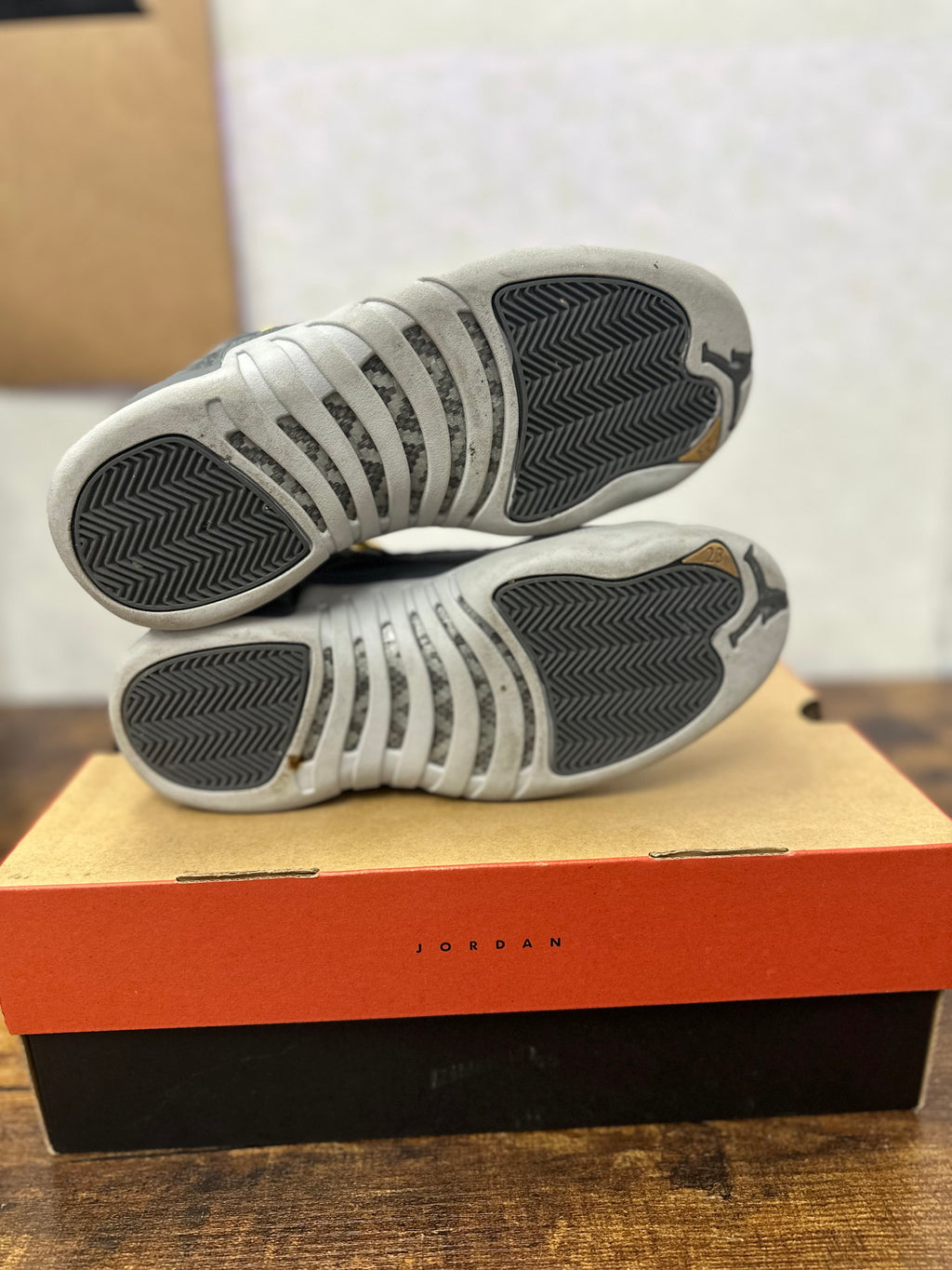 Jordan 12 Retro “Dark Grey” Size 8 Preowned