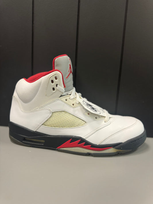 Jordan 5 “Fire Red” Size 11.5 Preowned