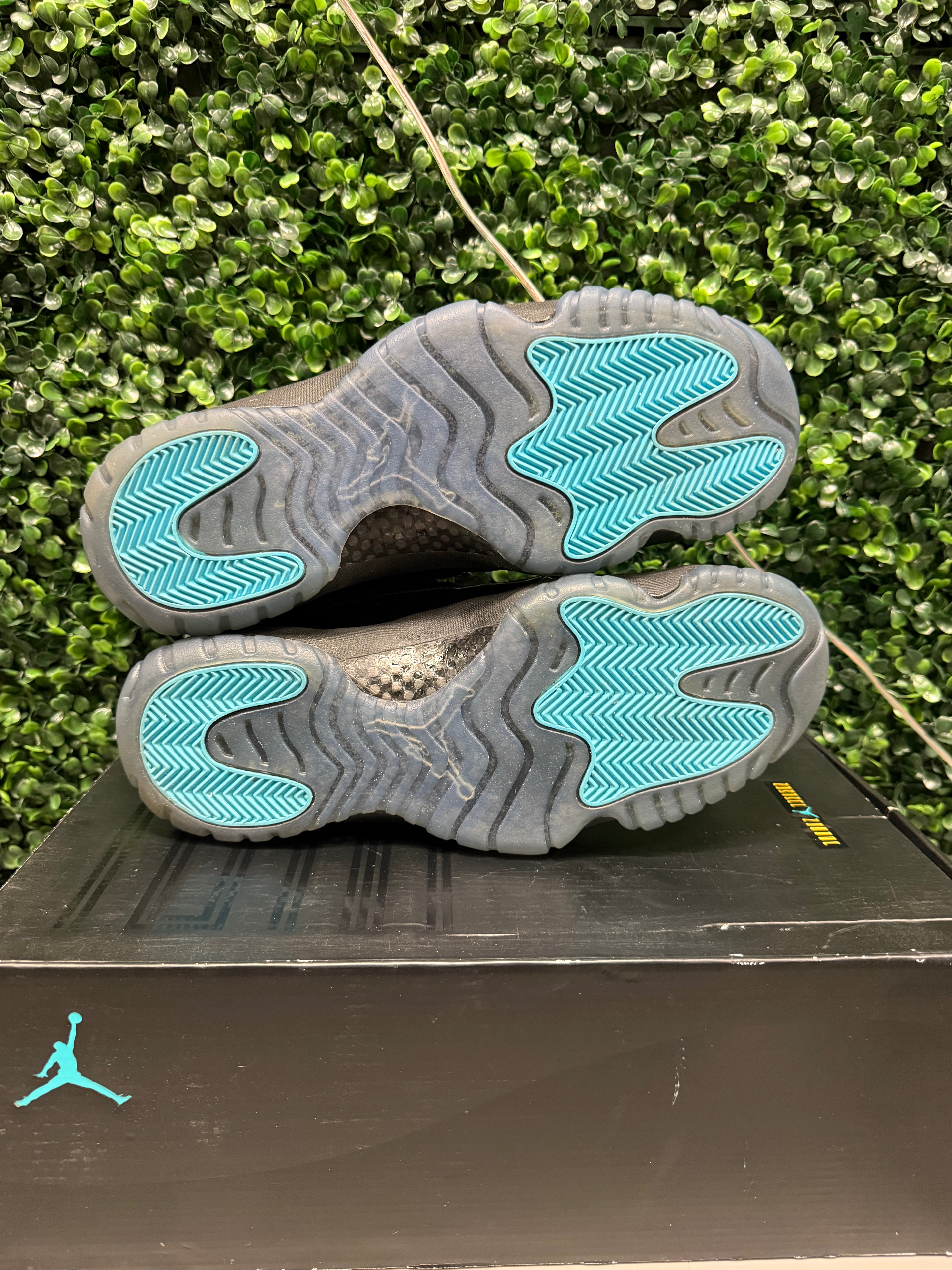 Jordan 11 High "Gamma 2013" Size 11 Preowned