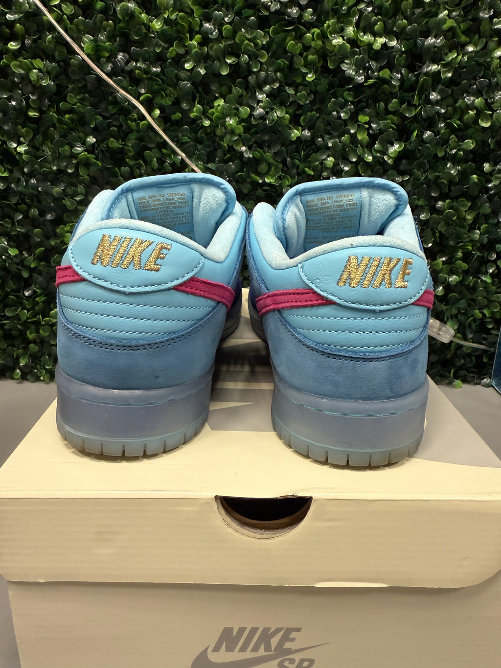 Nike SB Dunk Low "Run The Jewels" Size 10 Preowned