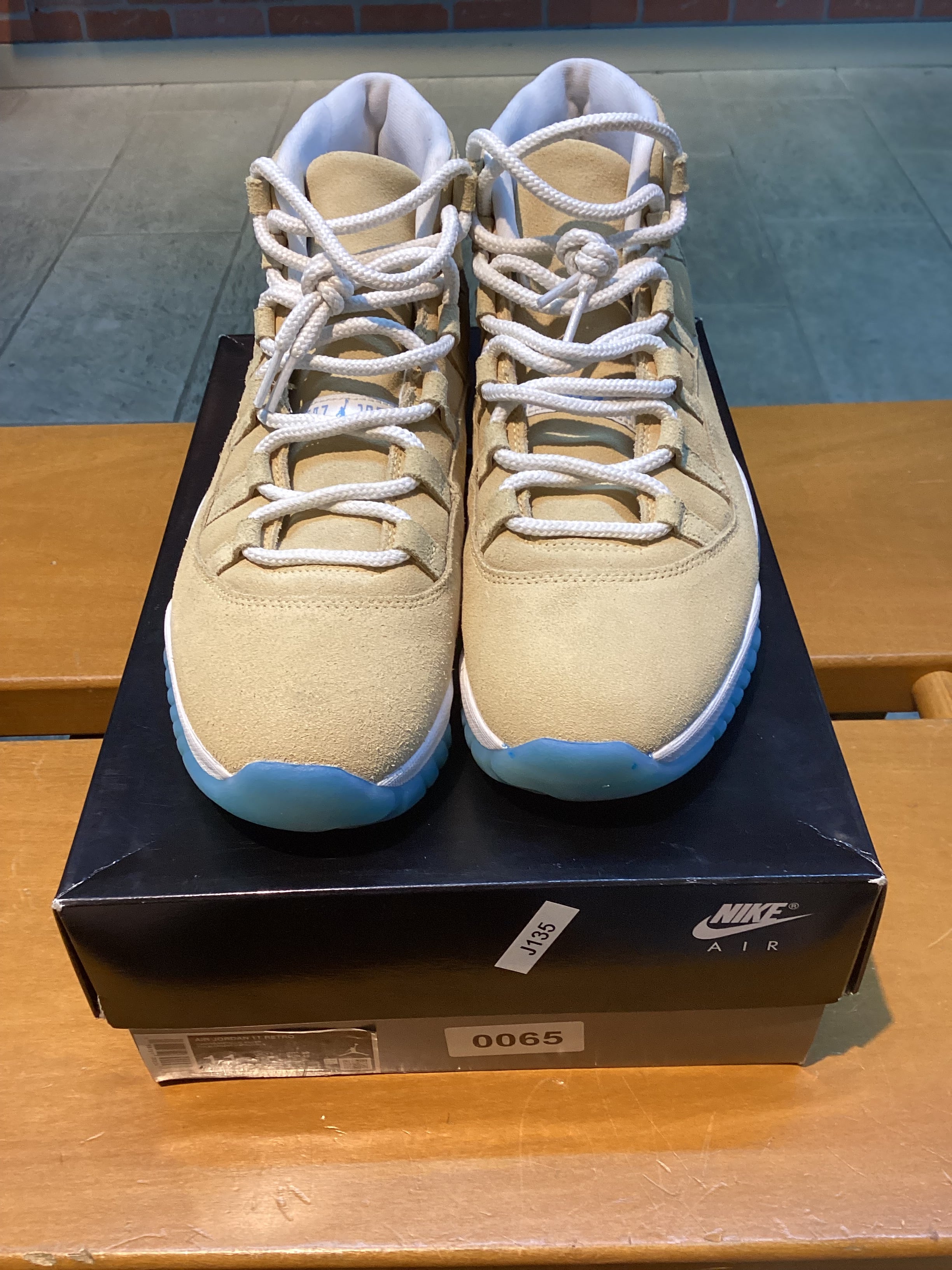 Jordan 11 “H-Town” Size 11 worn once