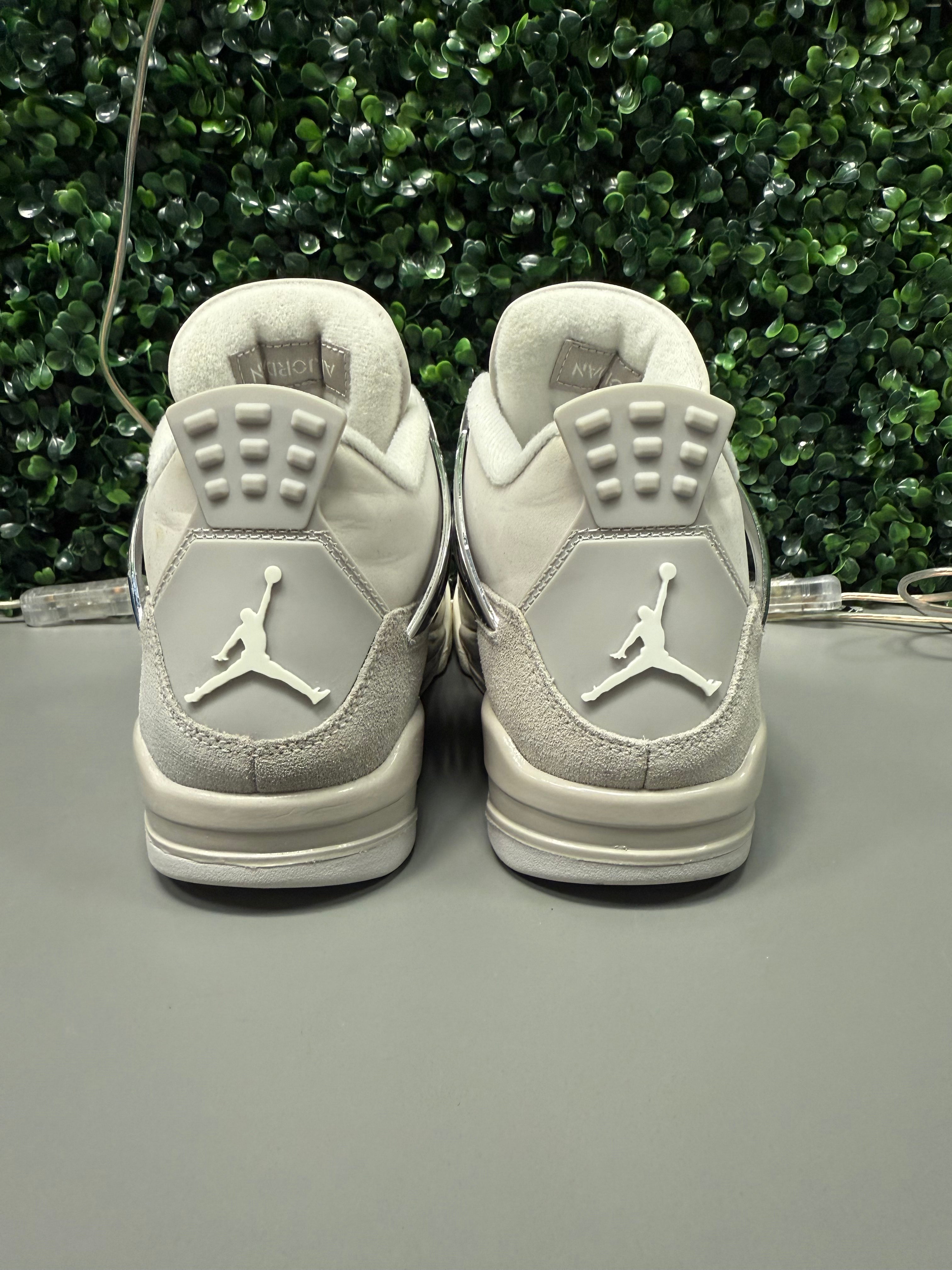 Jordan 4 "Frozen Moments" Size 7.5W / 6Y Preowned