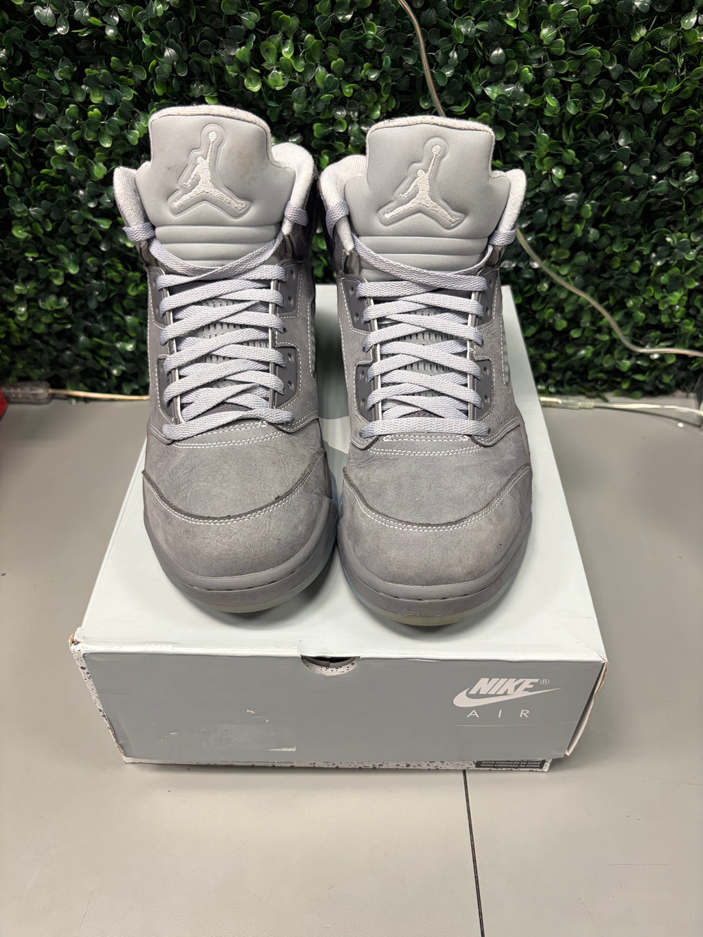 Jordan 5 Retro "Wolf Grey" Size 11.5 Preowned