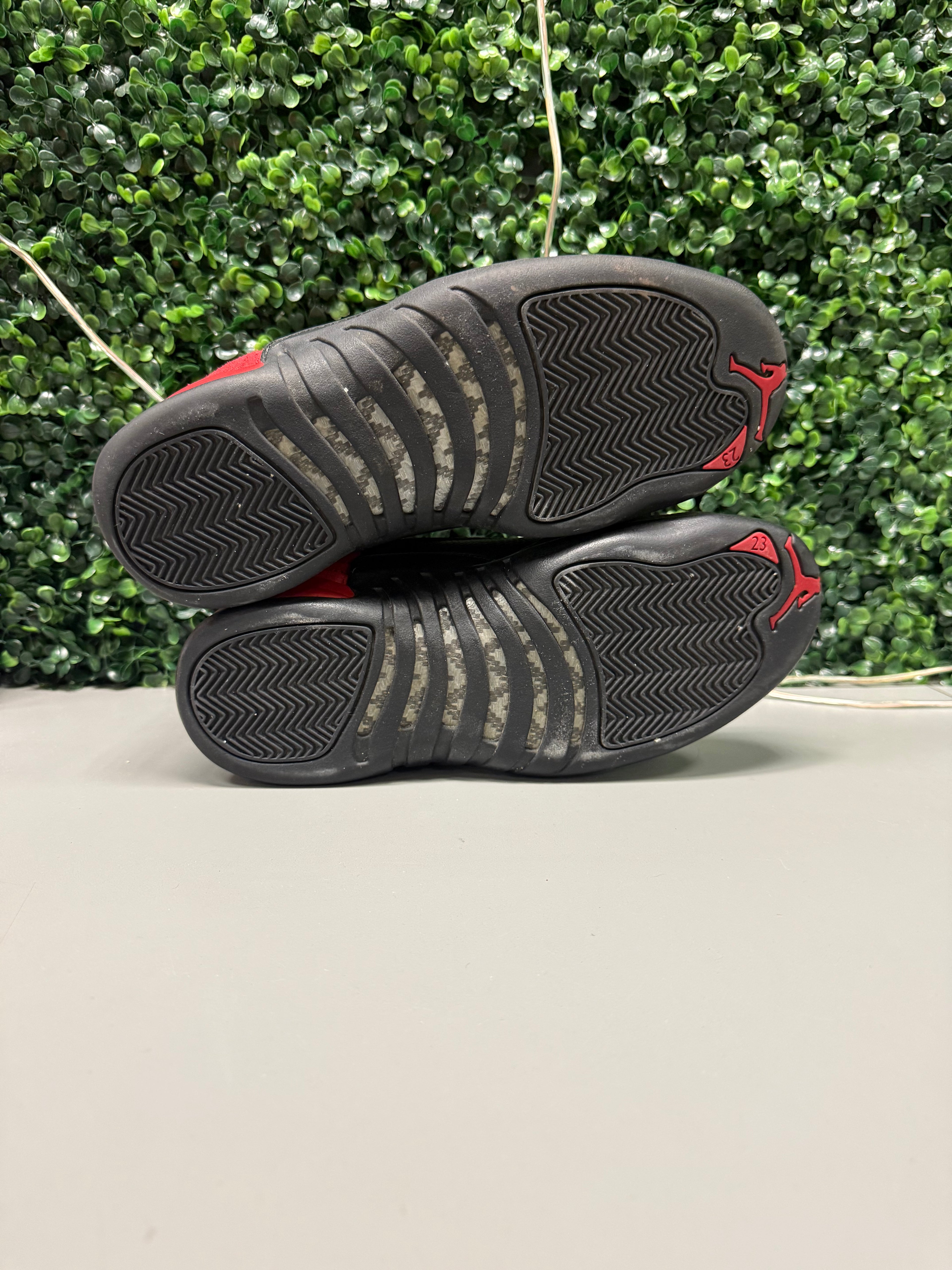Jordan 12 "Reverse Flu Game" Size 8.5 Preowned