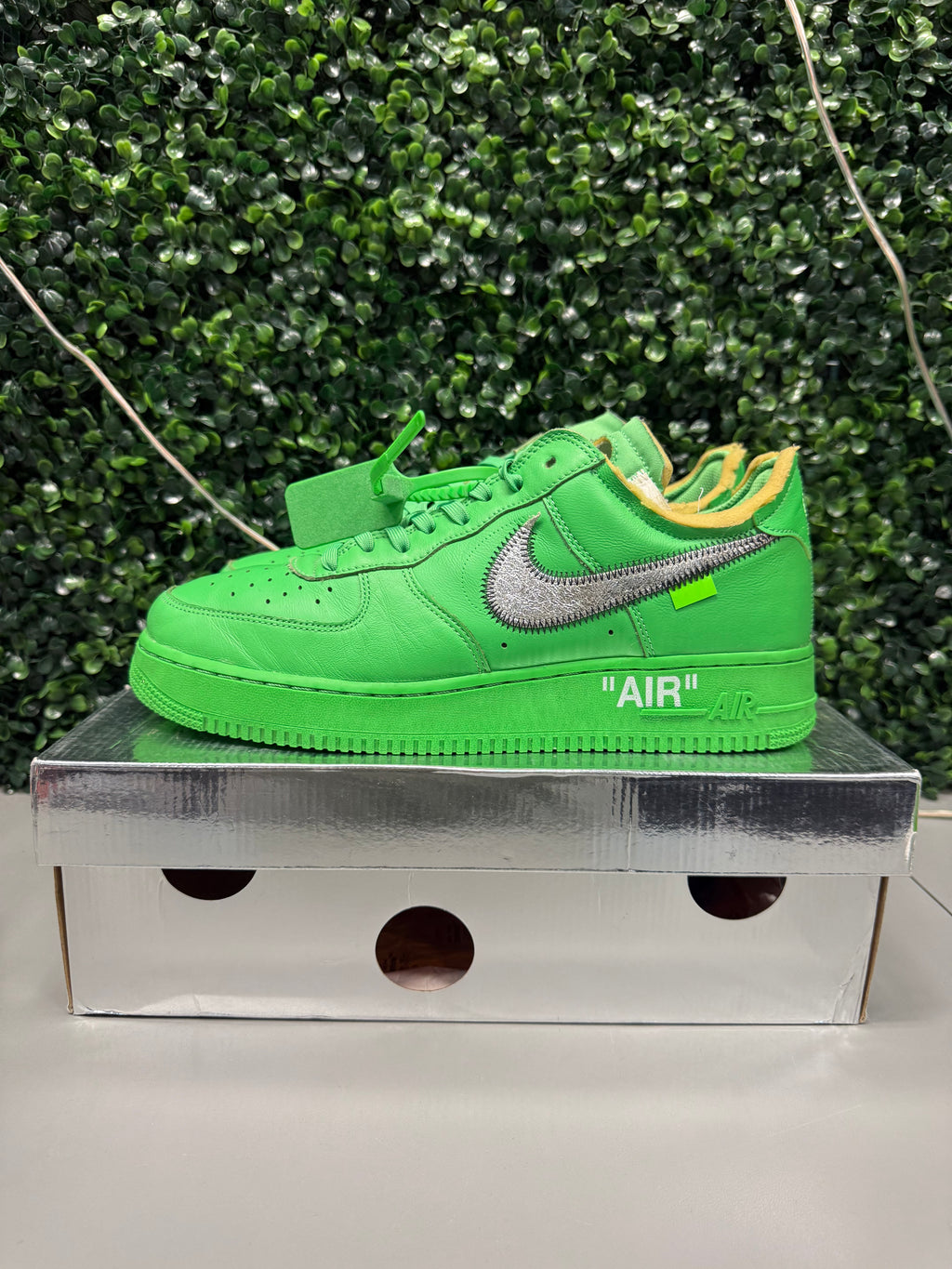 Nike Air Force 1 Low X Off-White "Brooklyn" Size 10.5 Preowned