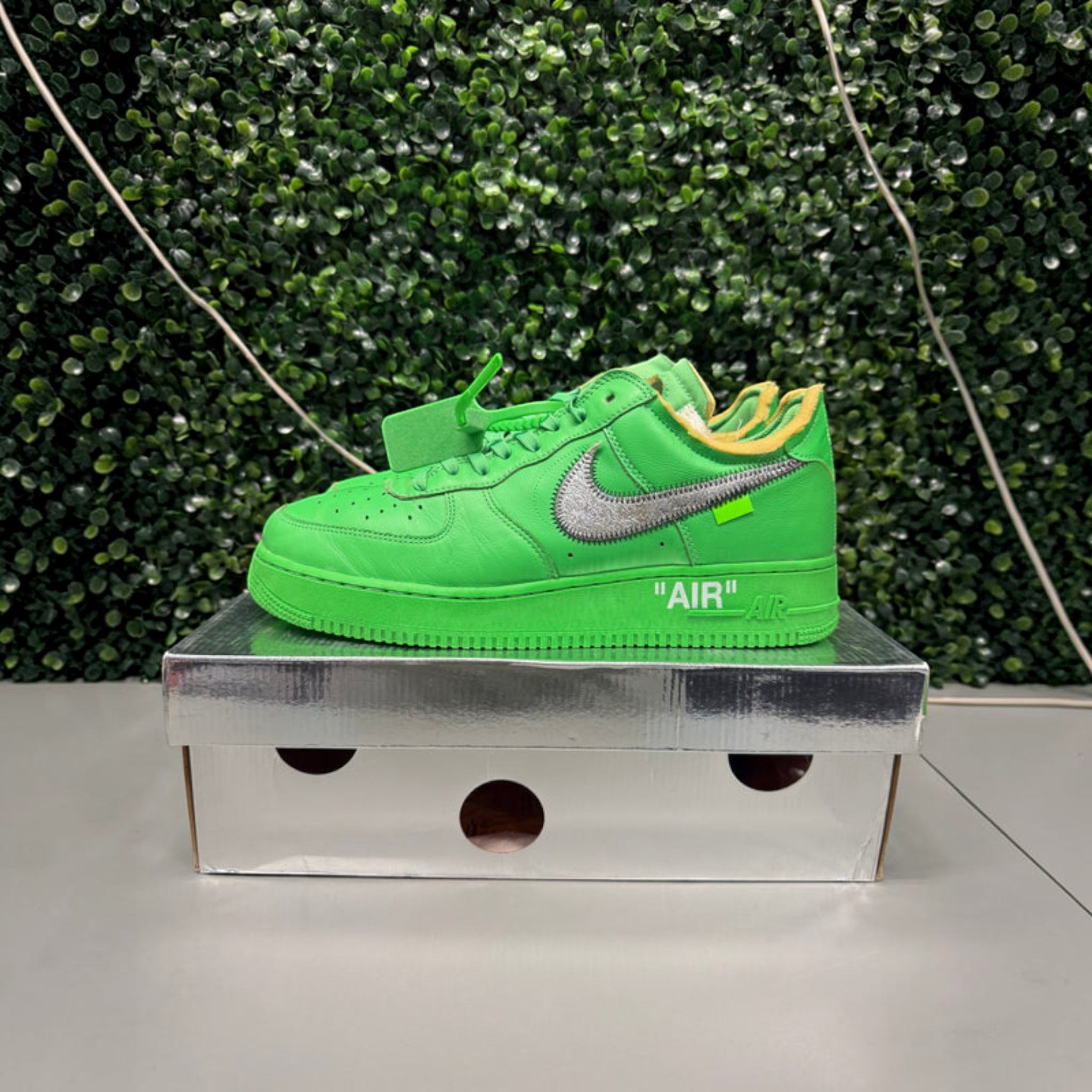 Nike Air Force 1 Low X Off-White "Brooklyn" Size 10.5 Preowned