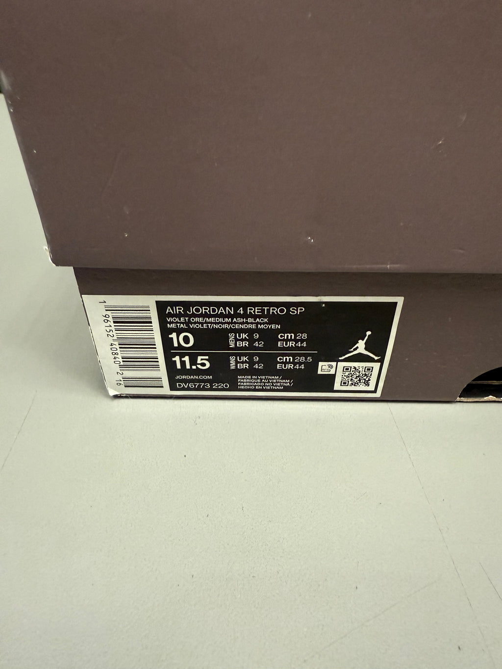 Jordan 4 X A Ma Maniere "Violet Ore" Size 10 Preowned