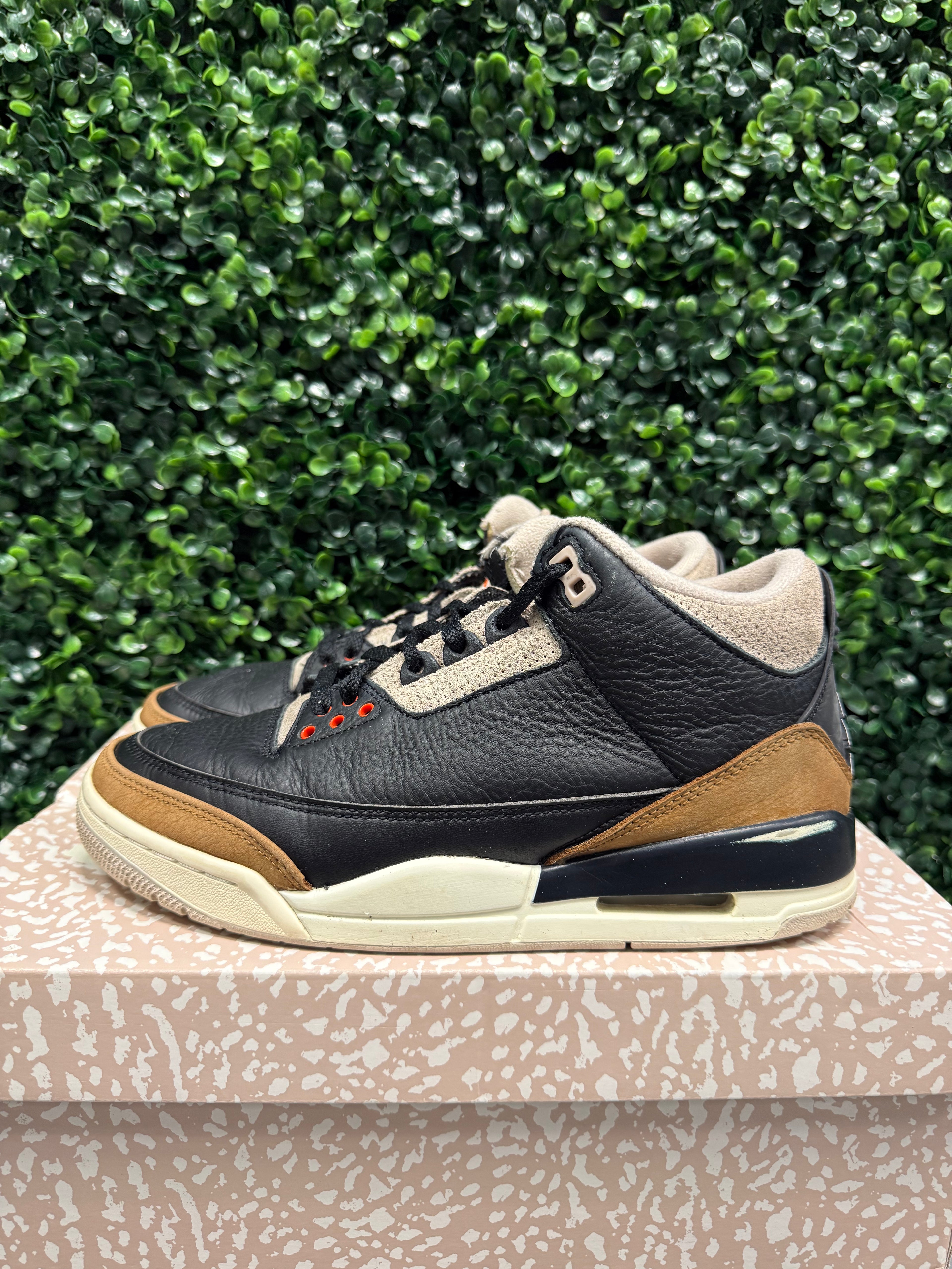 Jordan 3 "Desert Elephant" Size 7 Preowned