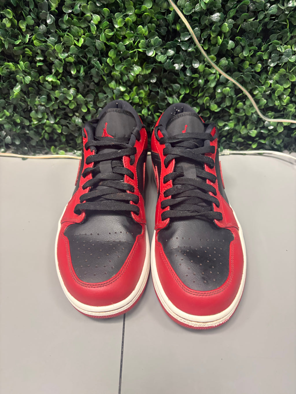 Jordan 1 Low "Reverse Bred" Size 11 Preowned