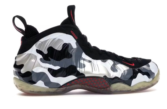 Nike Foamposite One “Fighter Jet”